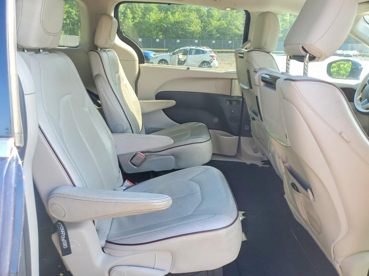 Chrysler Pacifica Limited