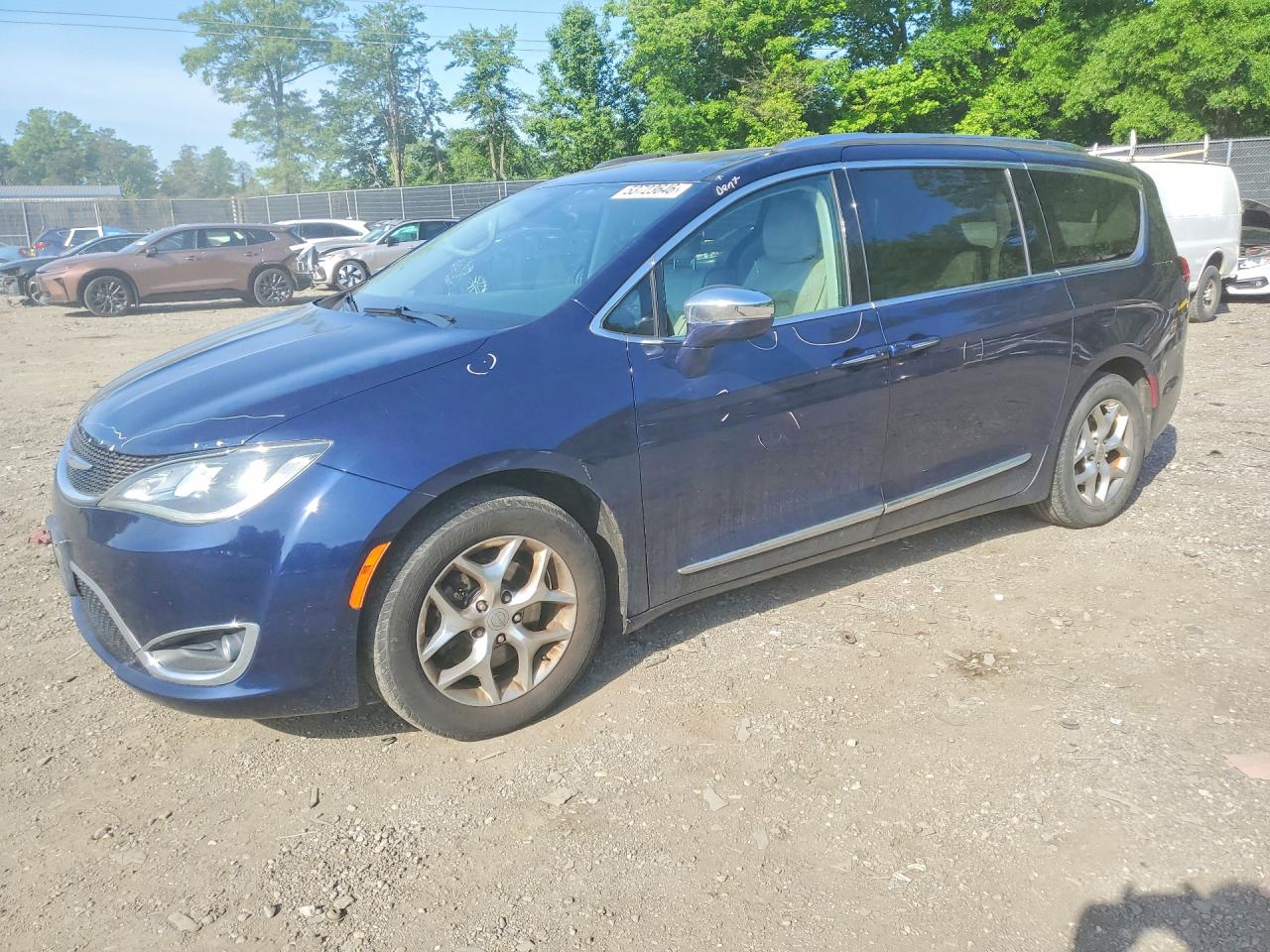 Salvage Chrysler Pacifica Image