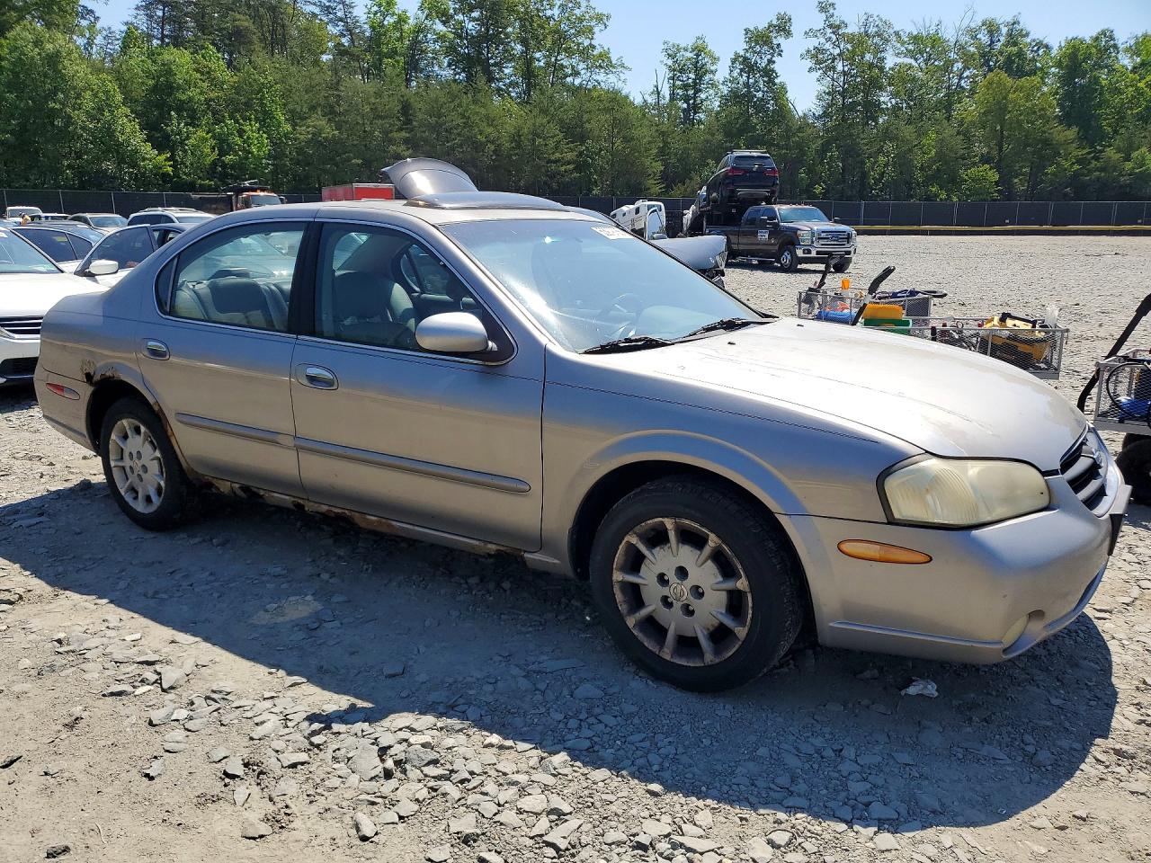 Nissan Maxima Gxe