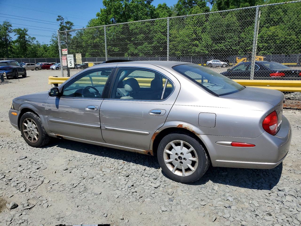 Nissan Maxima Gxe