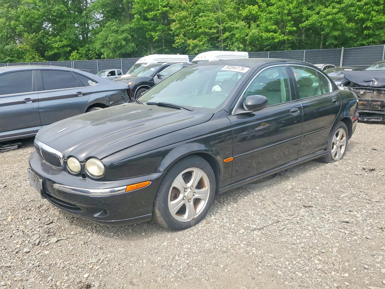 Salvage Jaguar X-Type Image