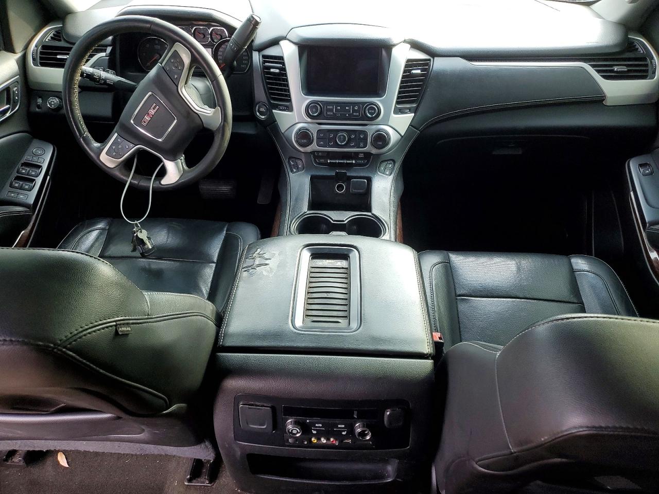 GMC Yukon C1500 Slt