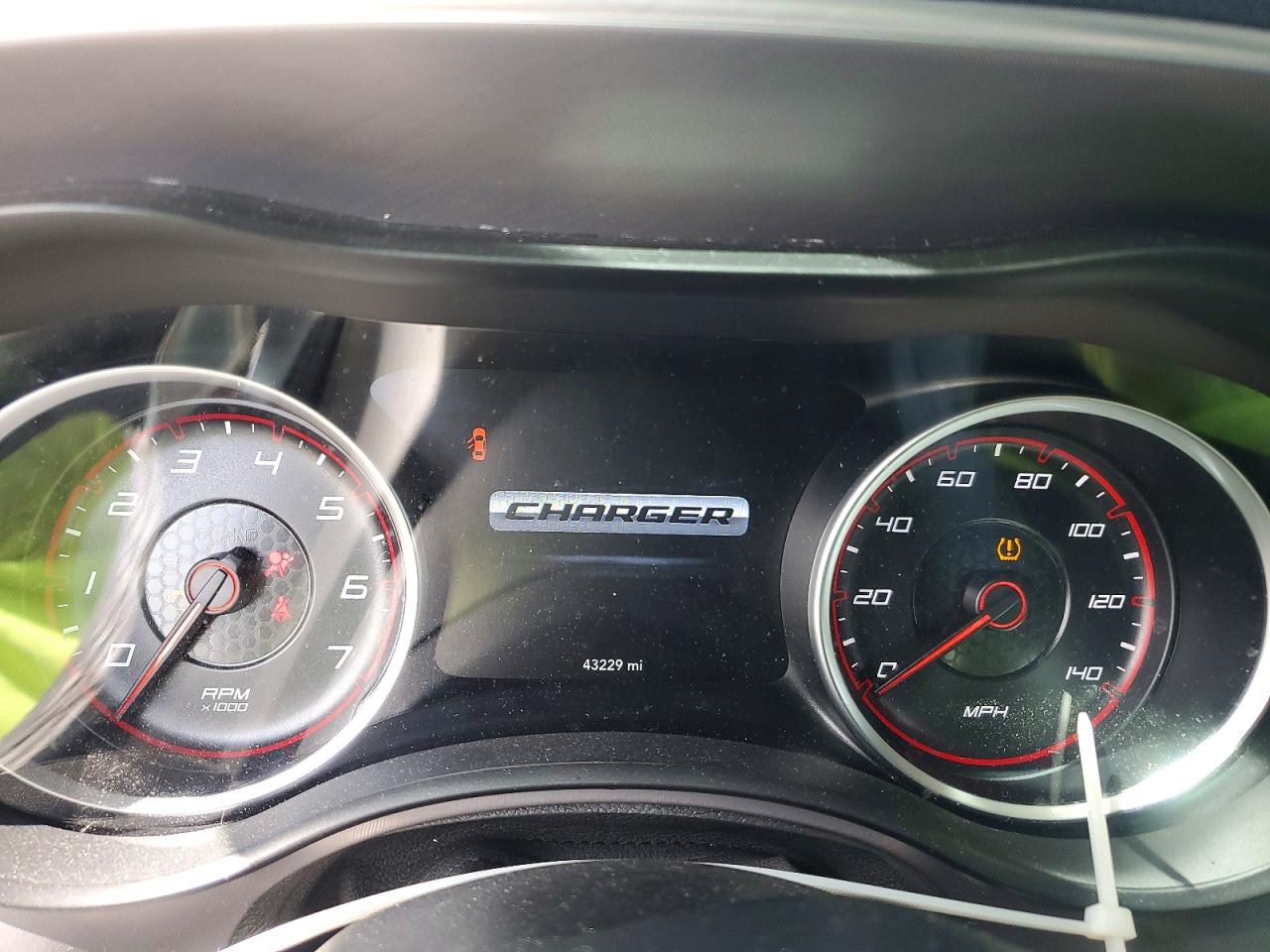 Dodge Charger Sxt