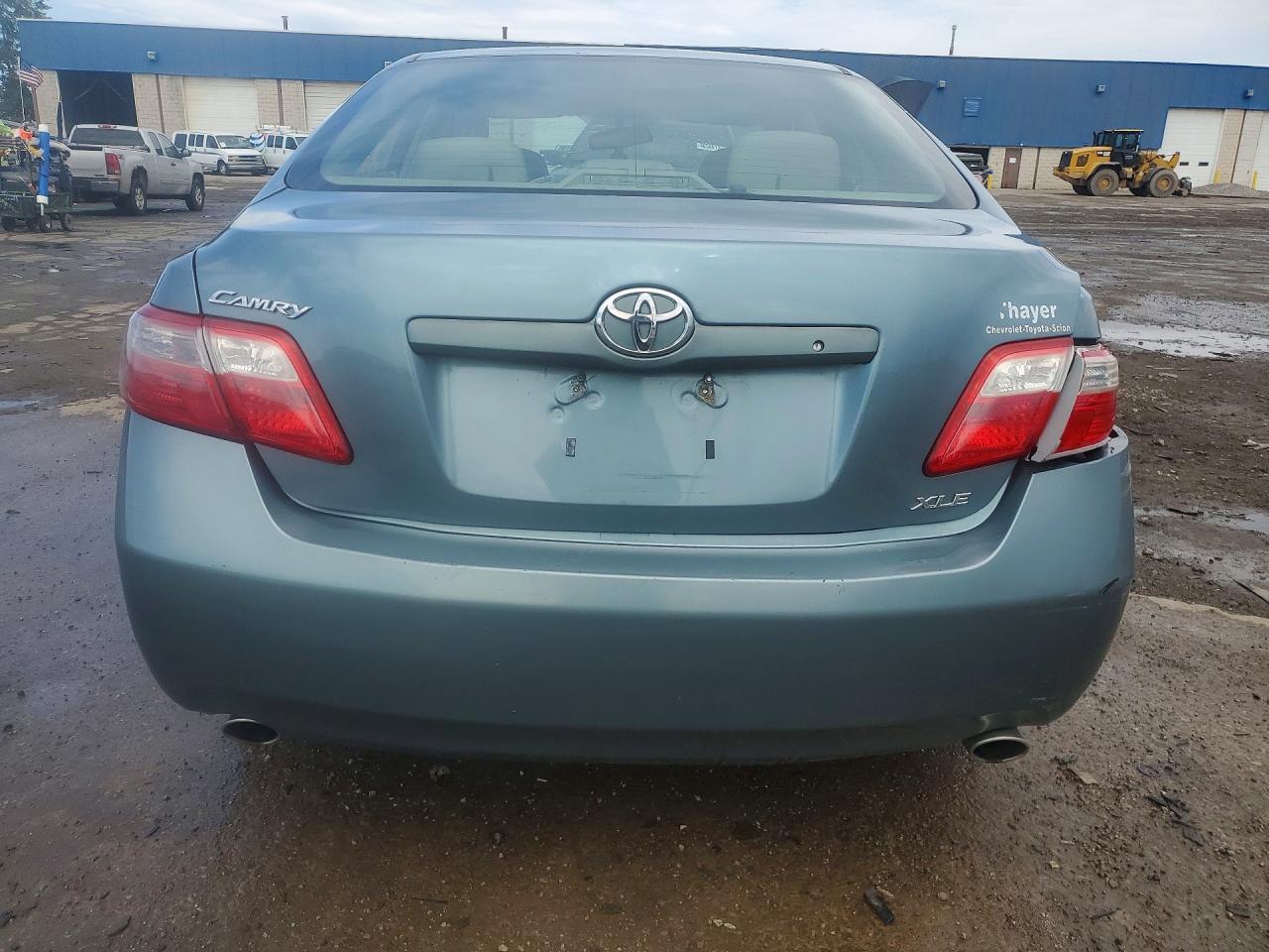 Toyota Camry Xle V6