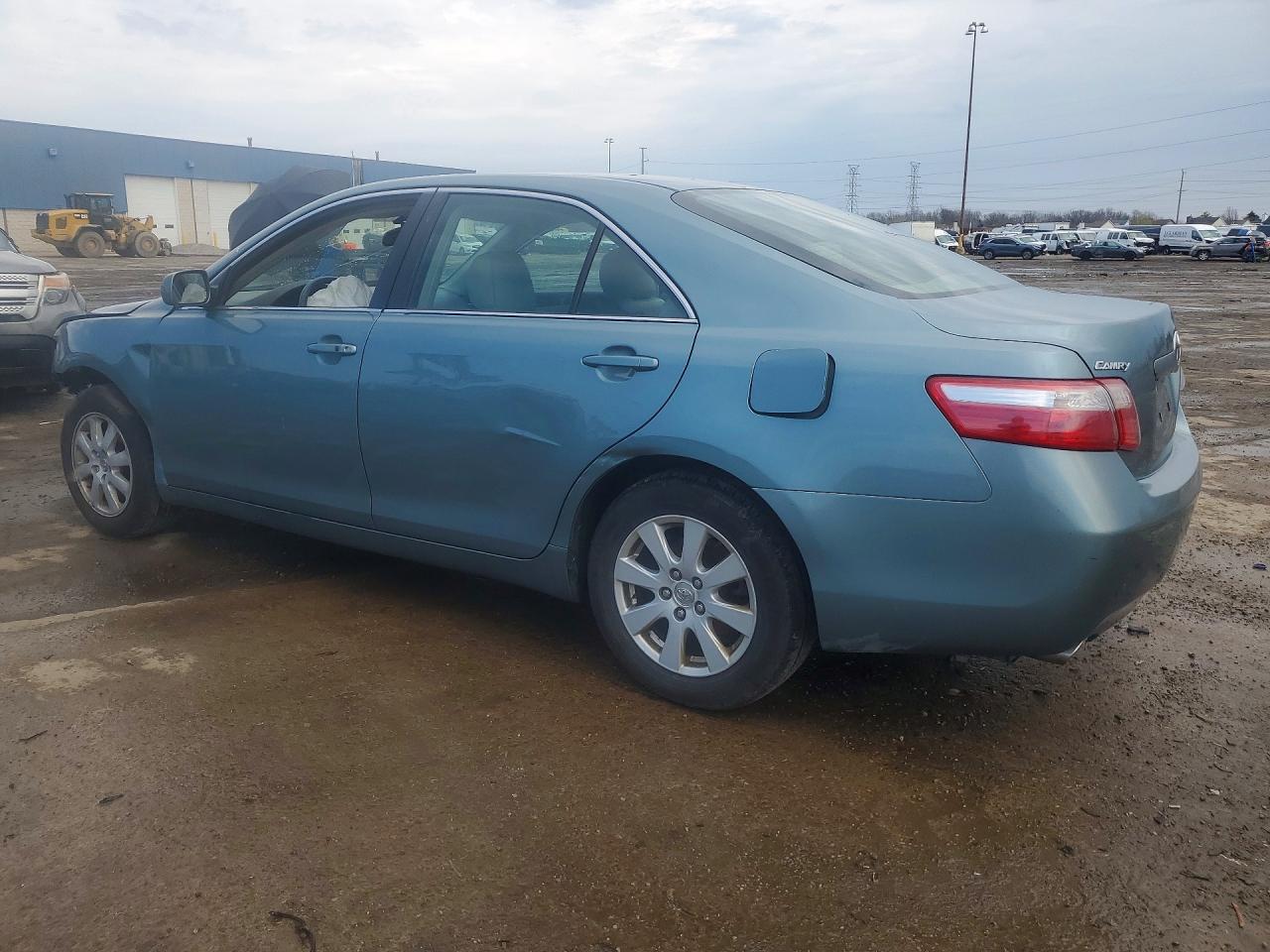 Toyota Camry Xle V6