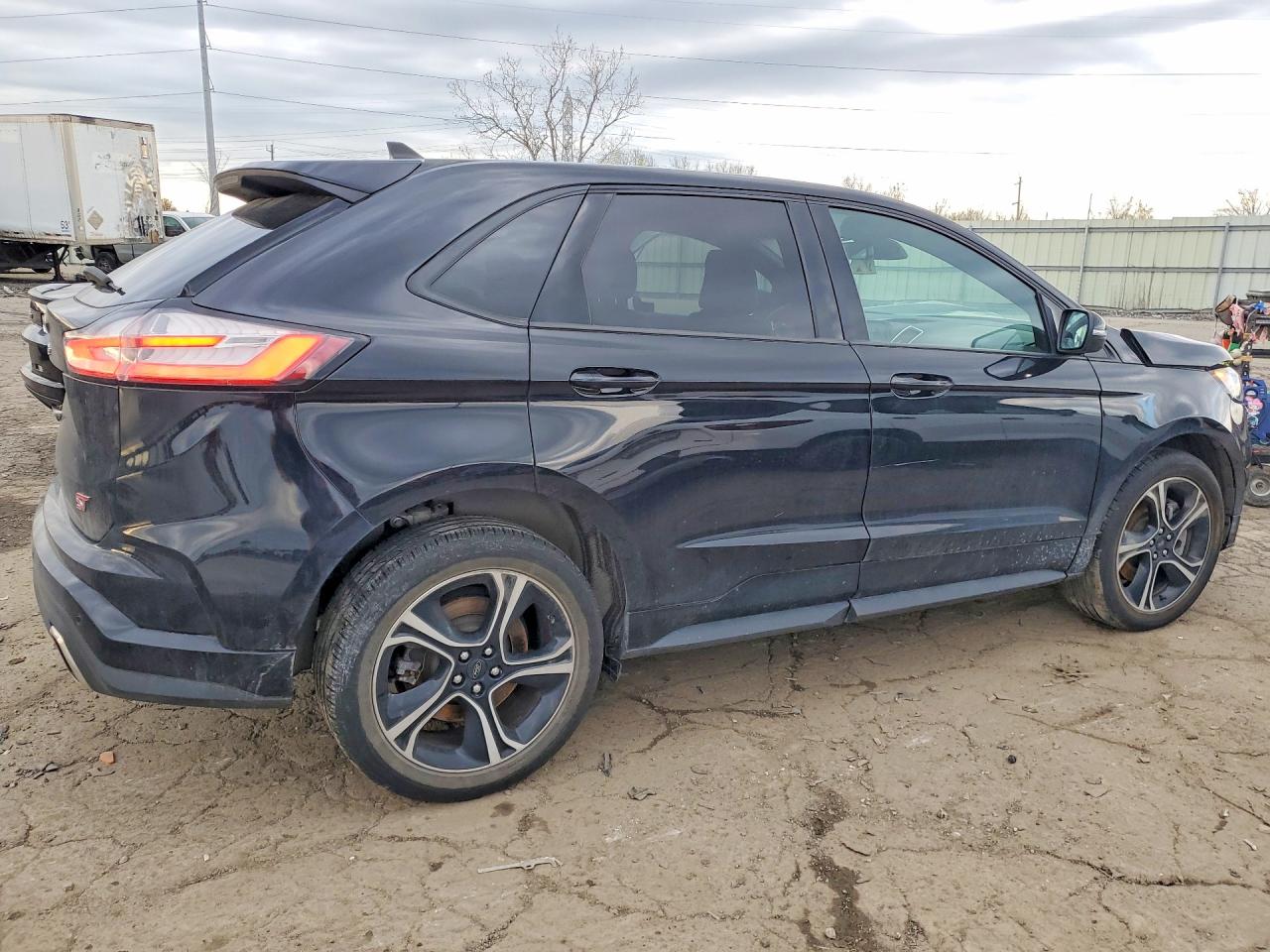 Ford Edge St