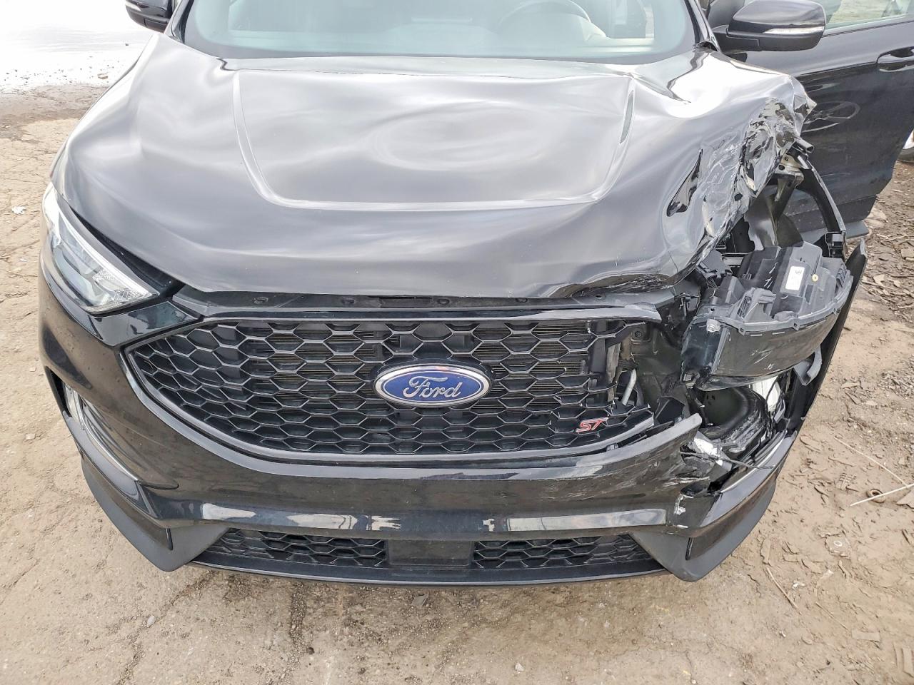 Ford Edge St