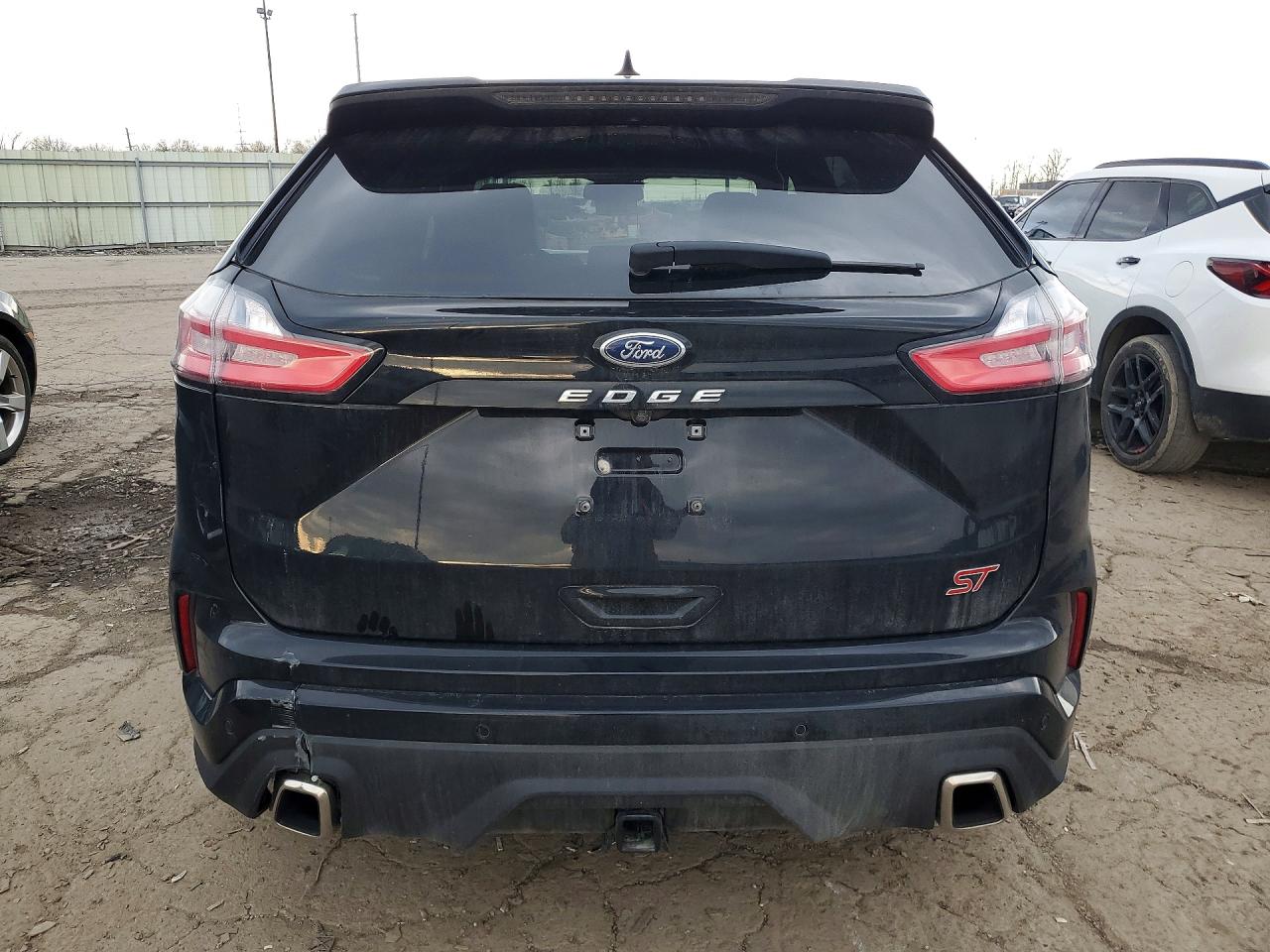 Ford Edge St