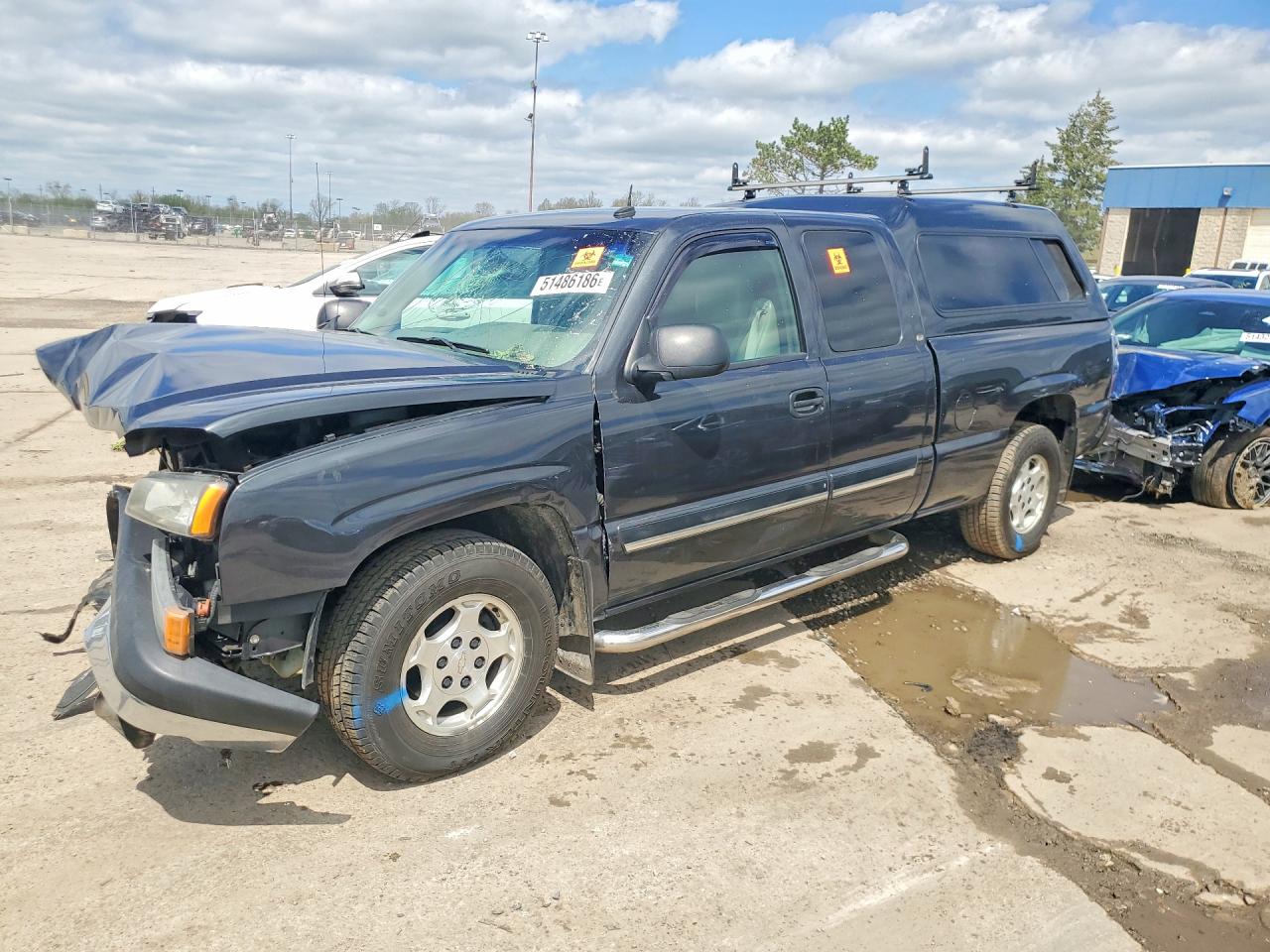 Salvage Chevrolet Silverado Image
