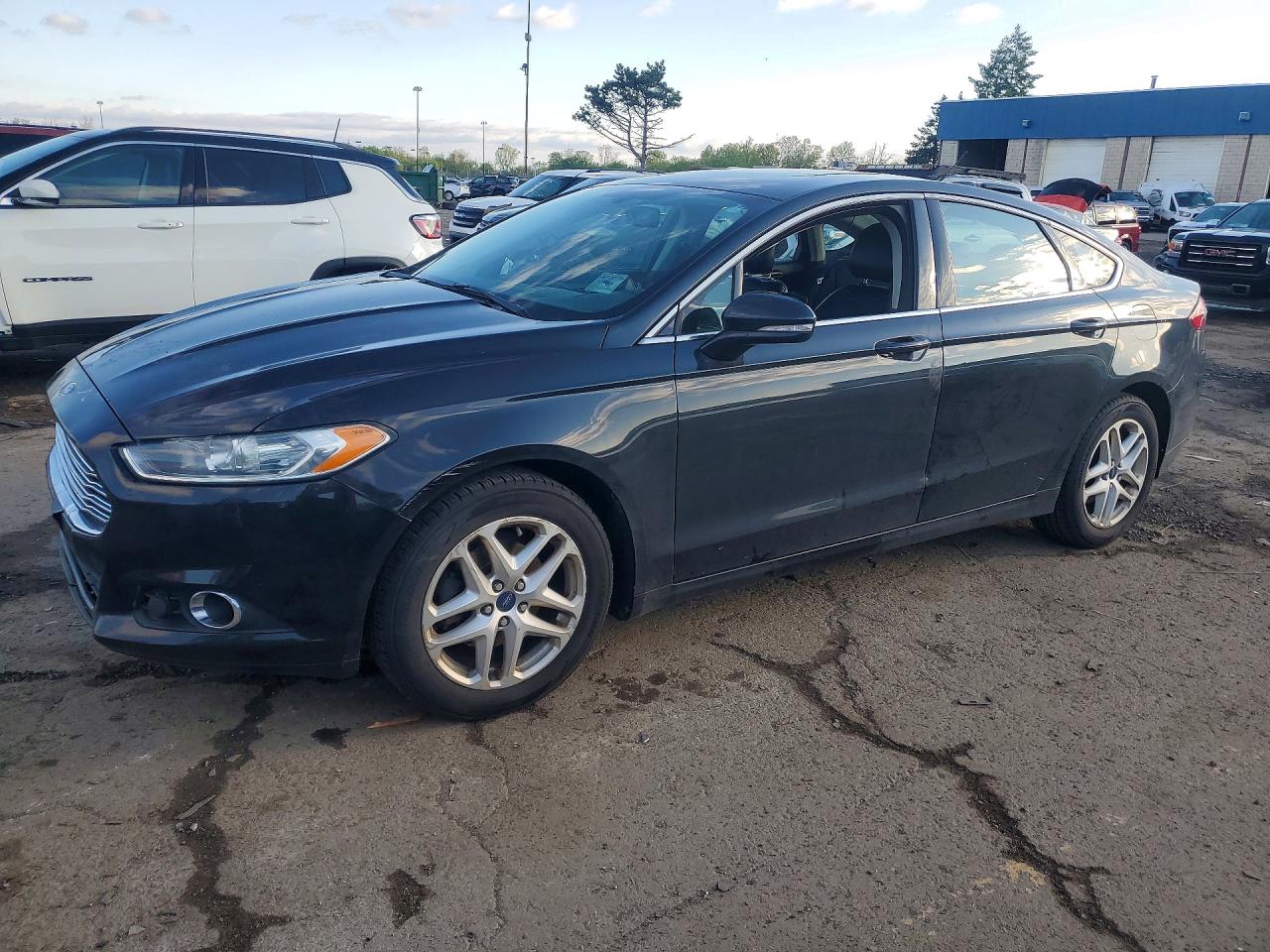 Salvage Ford Fusion Image