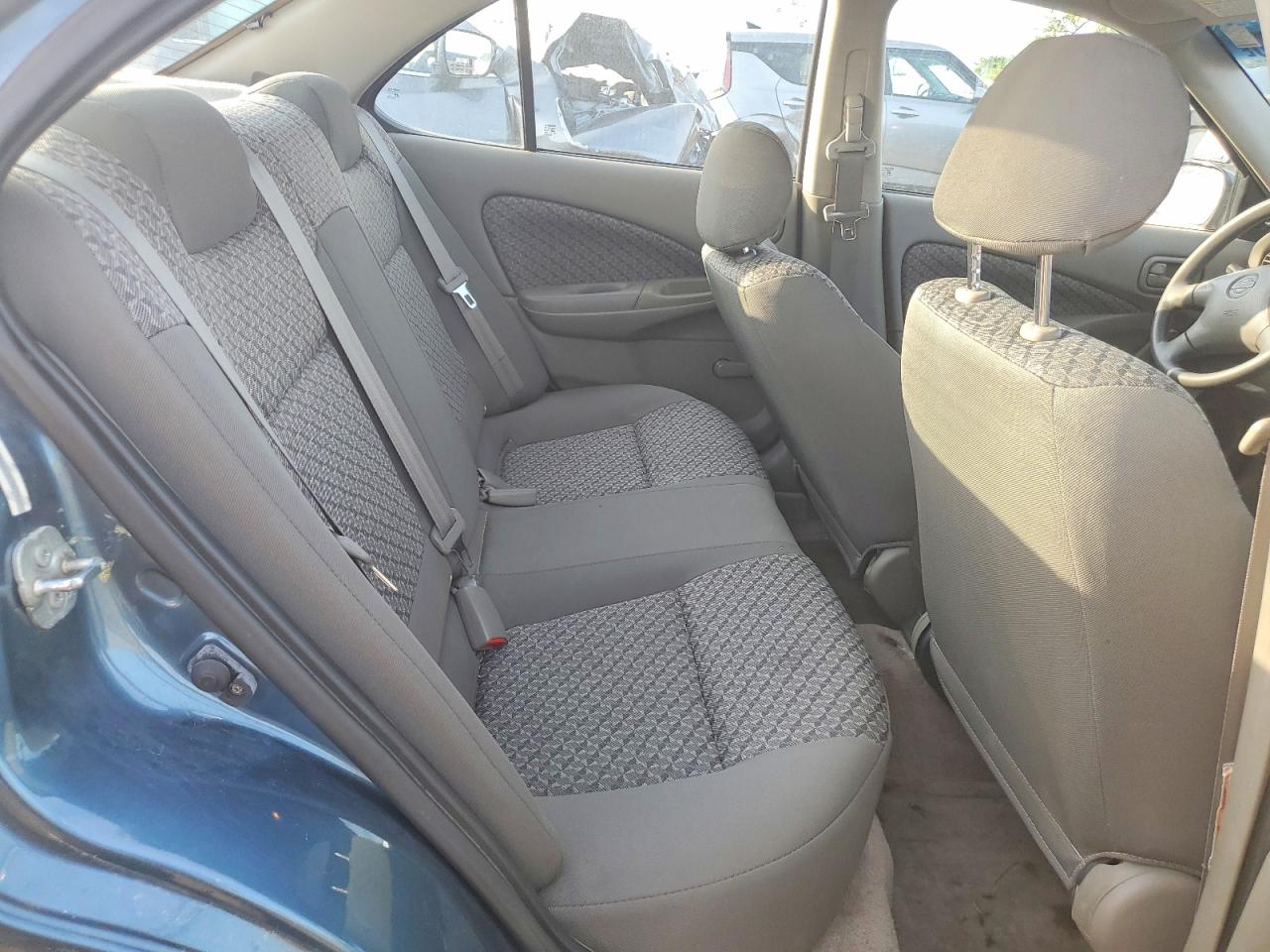 Nissan Sentra Xe