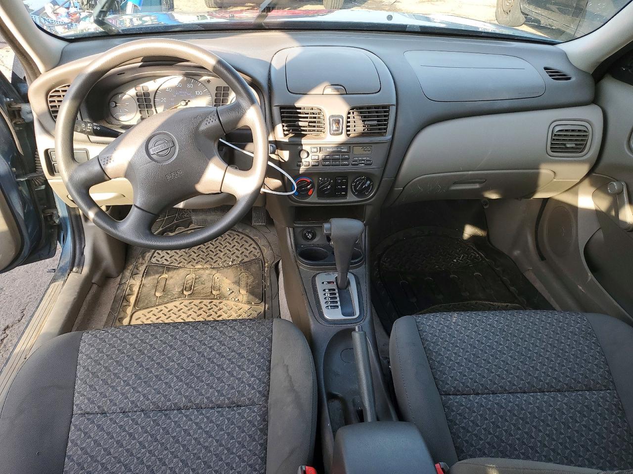 Nissan Sentra Xe