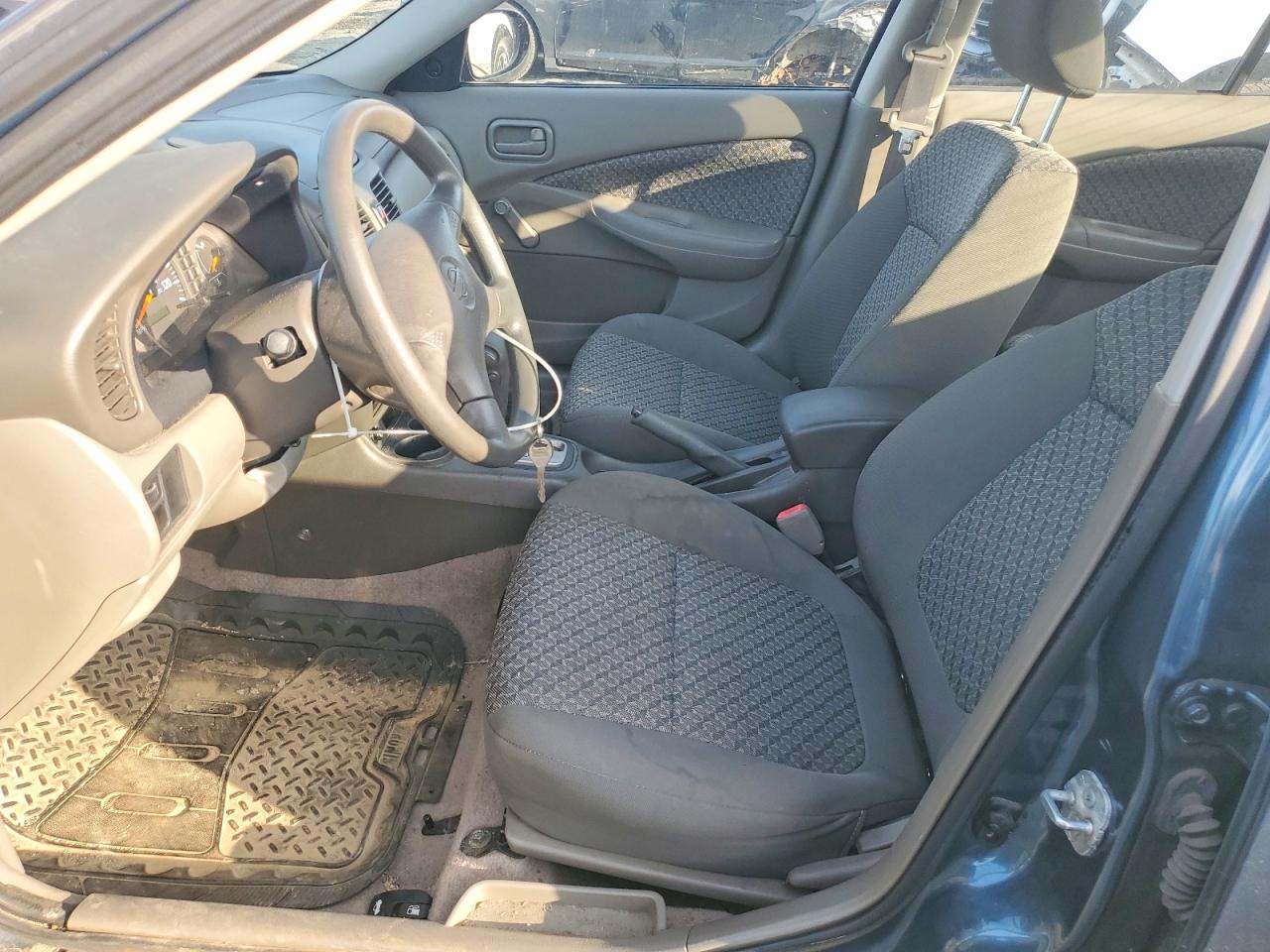 Nissan Sentra Xe
