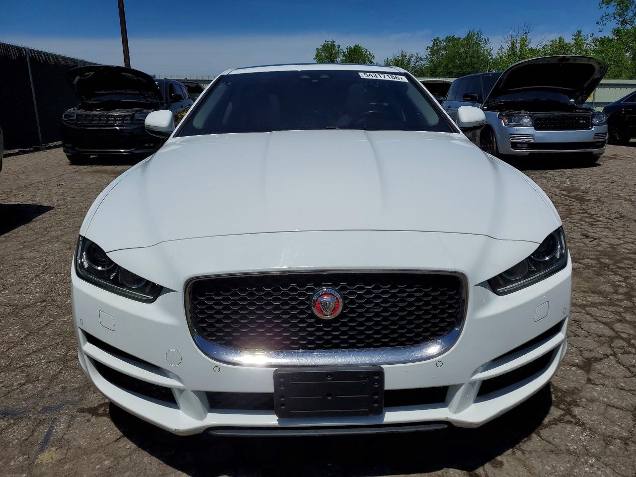 Jaguar XE Prestige