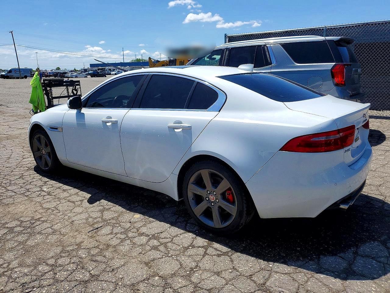 Jaguar XE Prestige