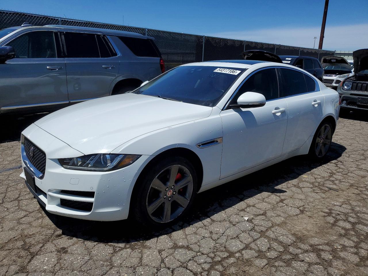 Salvage Jaguar XE Image