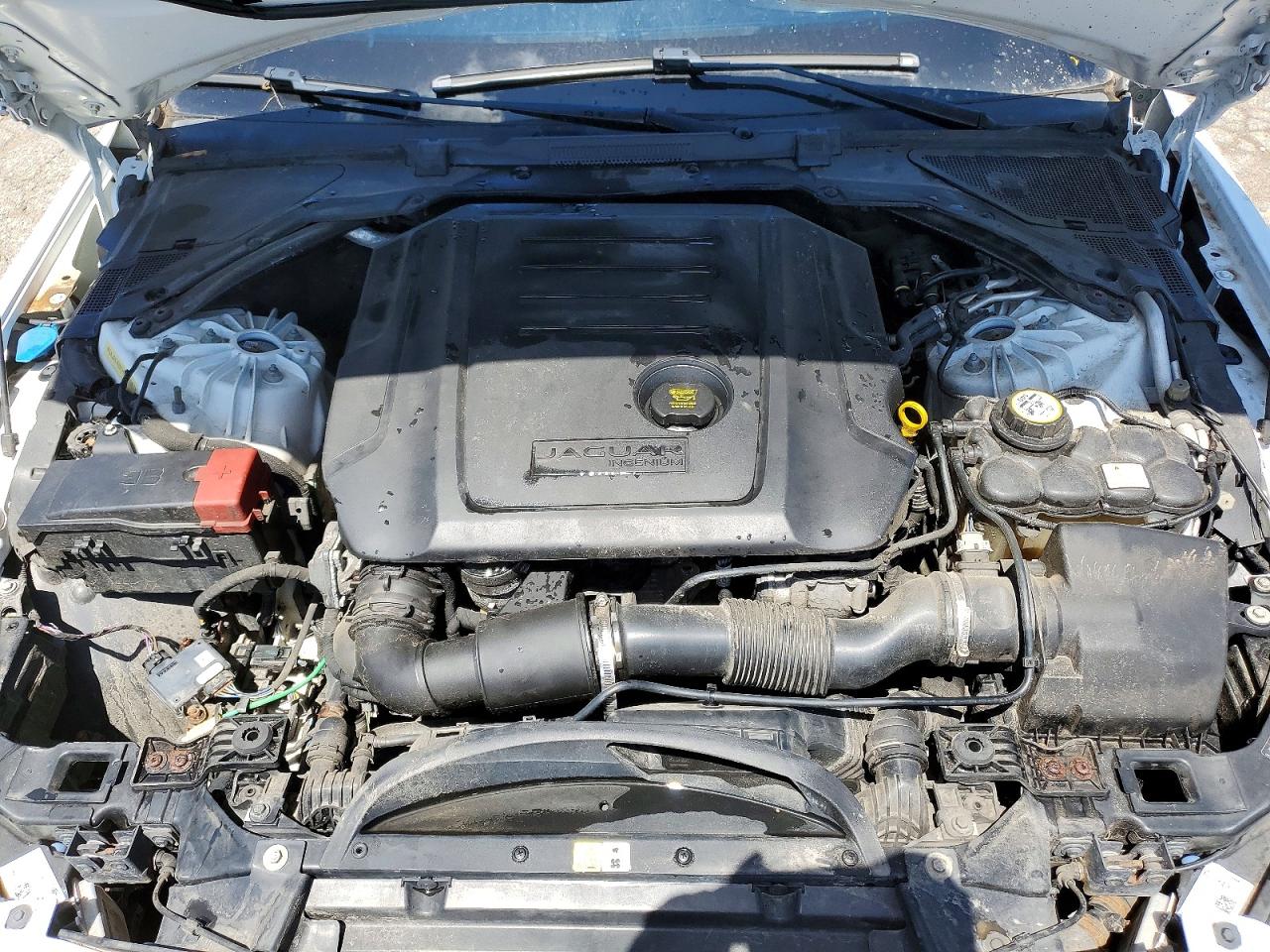 Jaguar XE Prestige