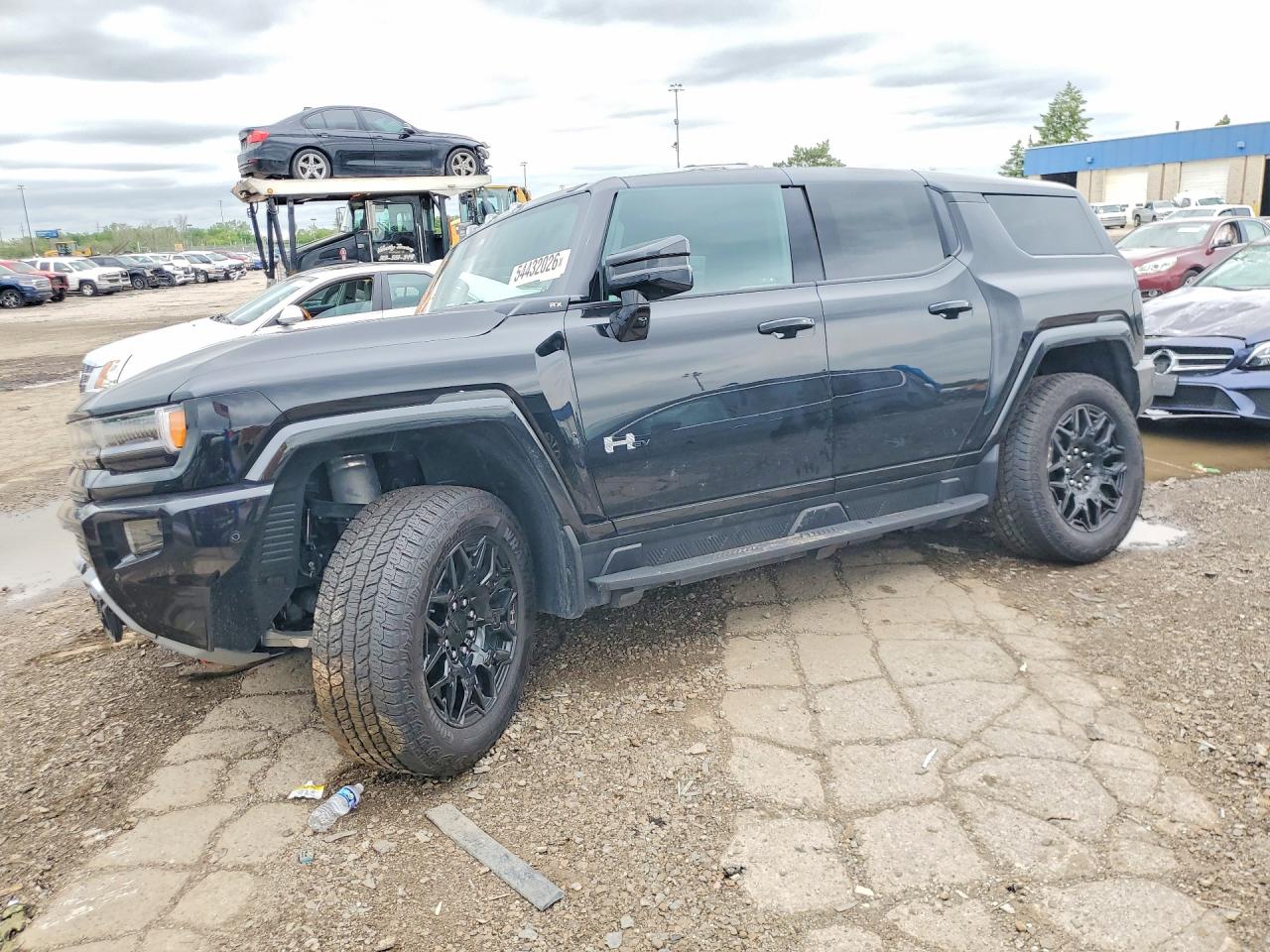 Salvage GMC Hummer Suv Image