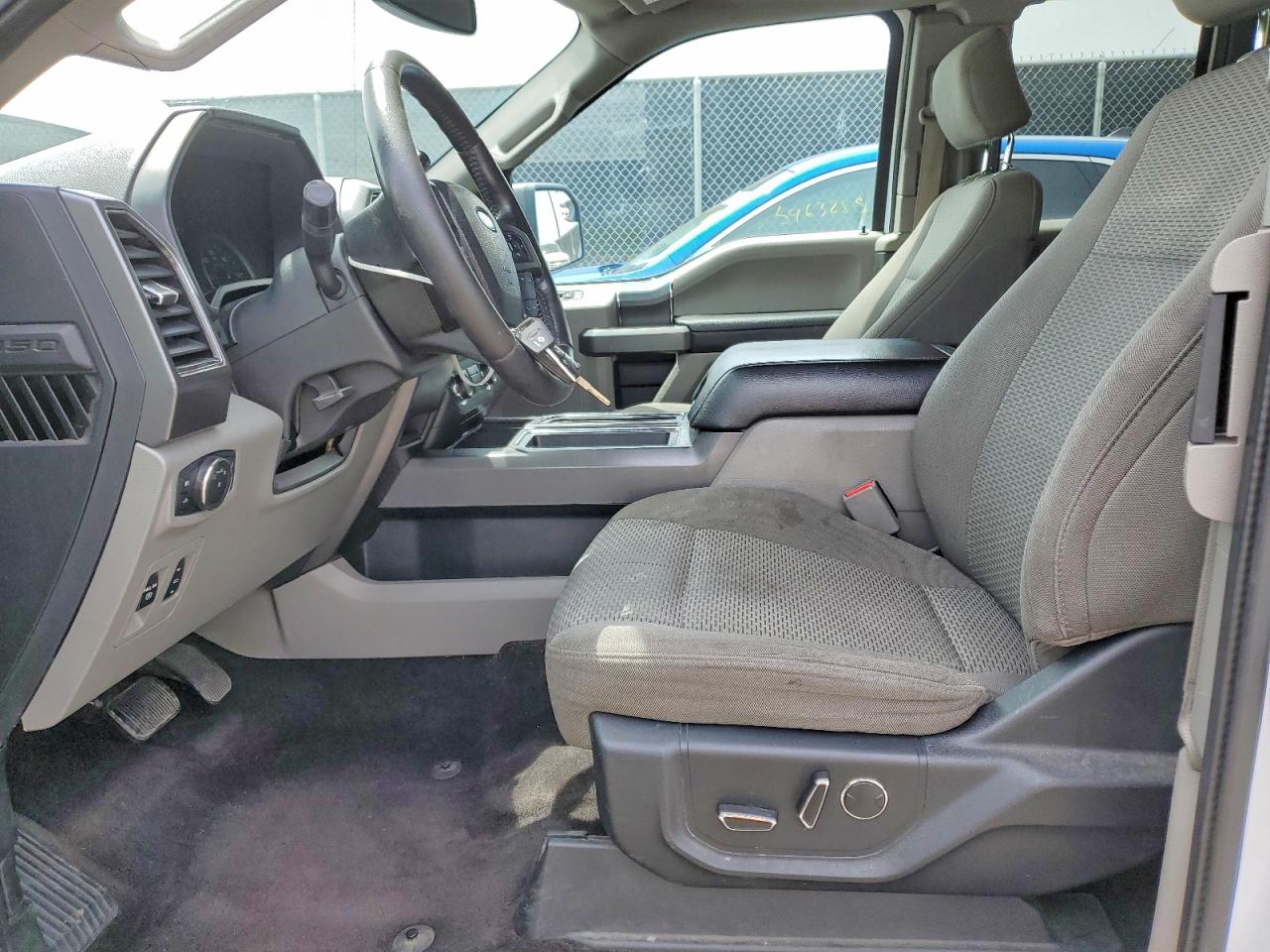 Ford F-150 Super Cab