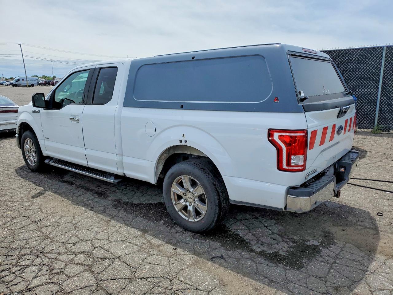 Ford F-150 Super Cab