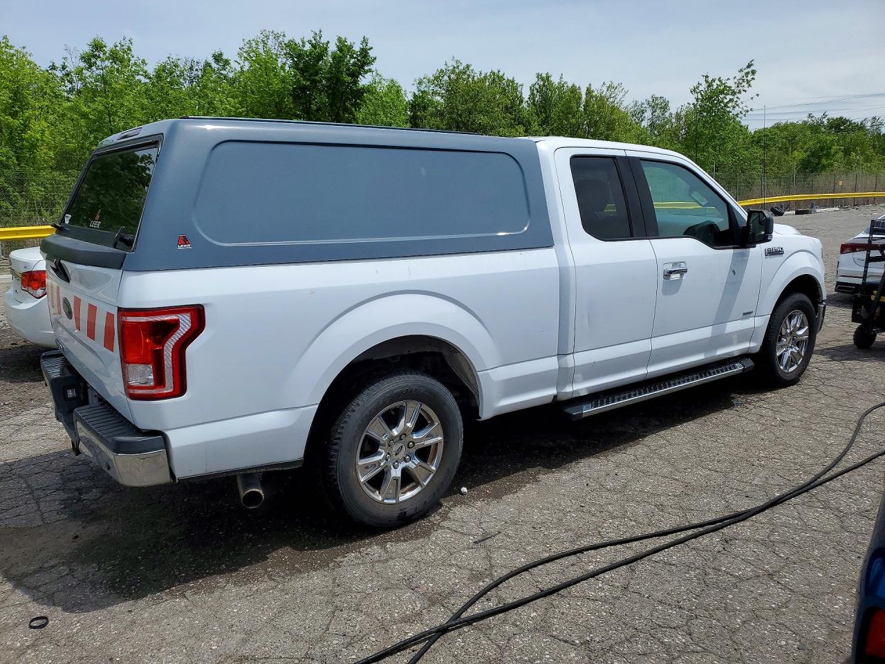 Ford F-150 Super Cab
