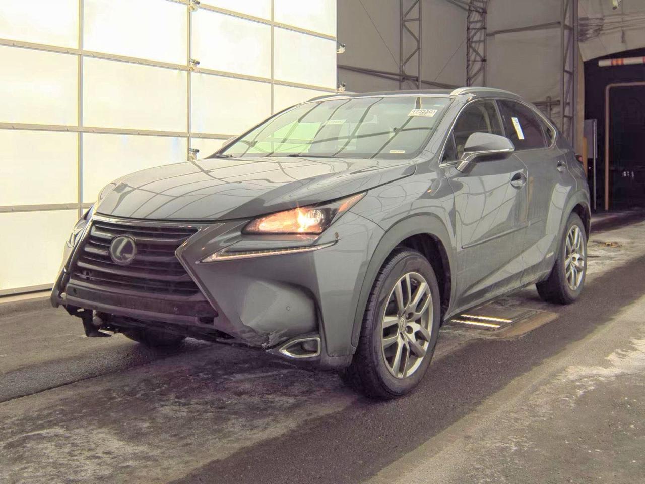 Lexus NX 300h