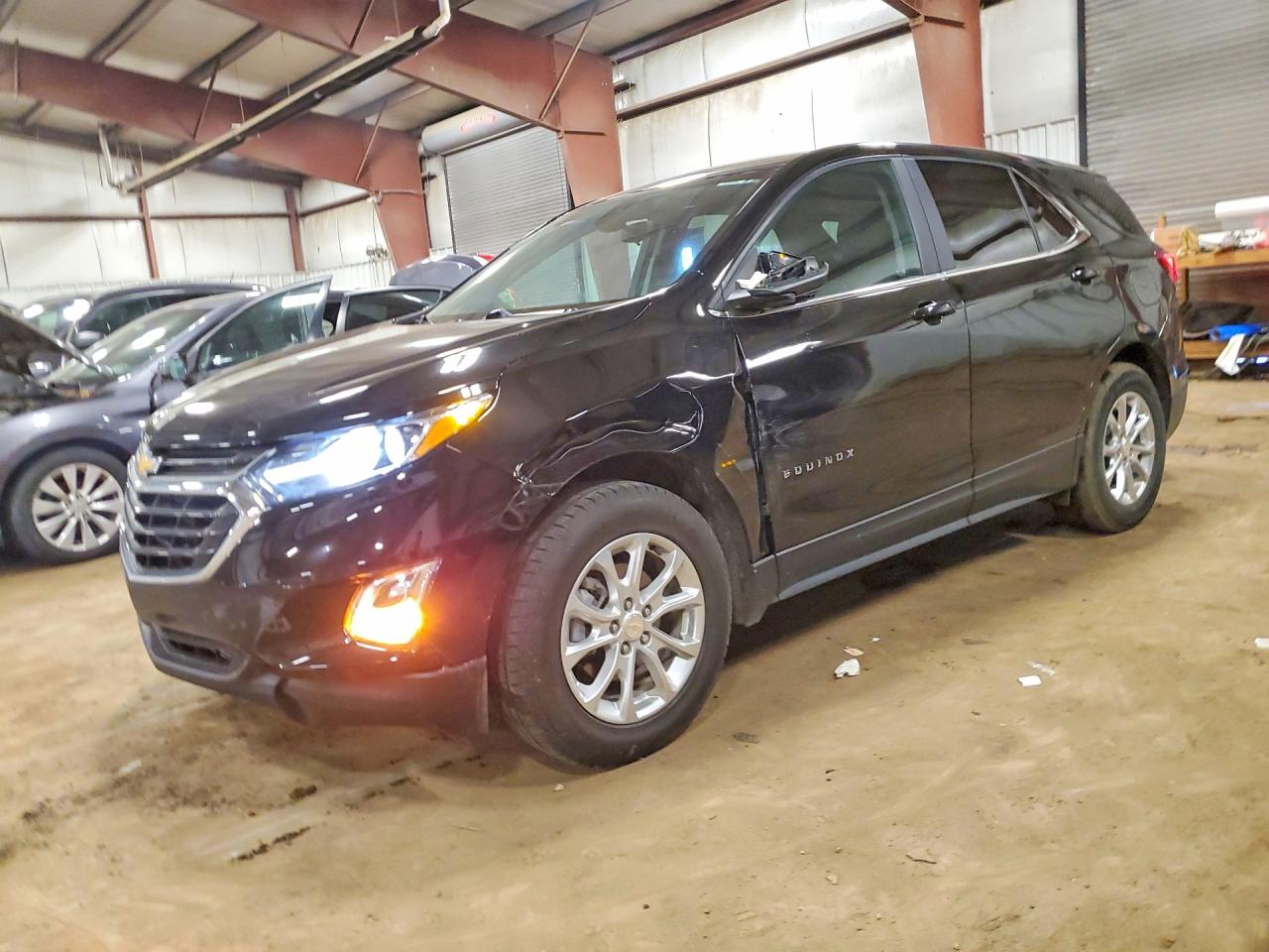 Salvage Chevrolet Equinox Image