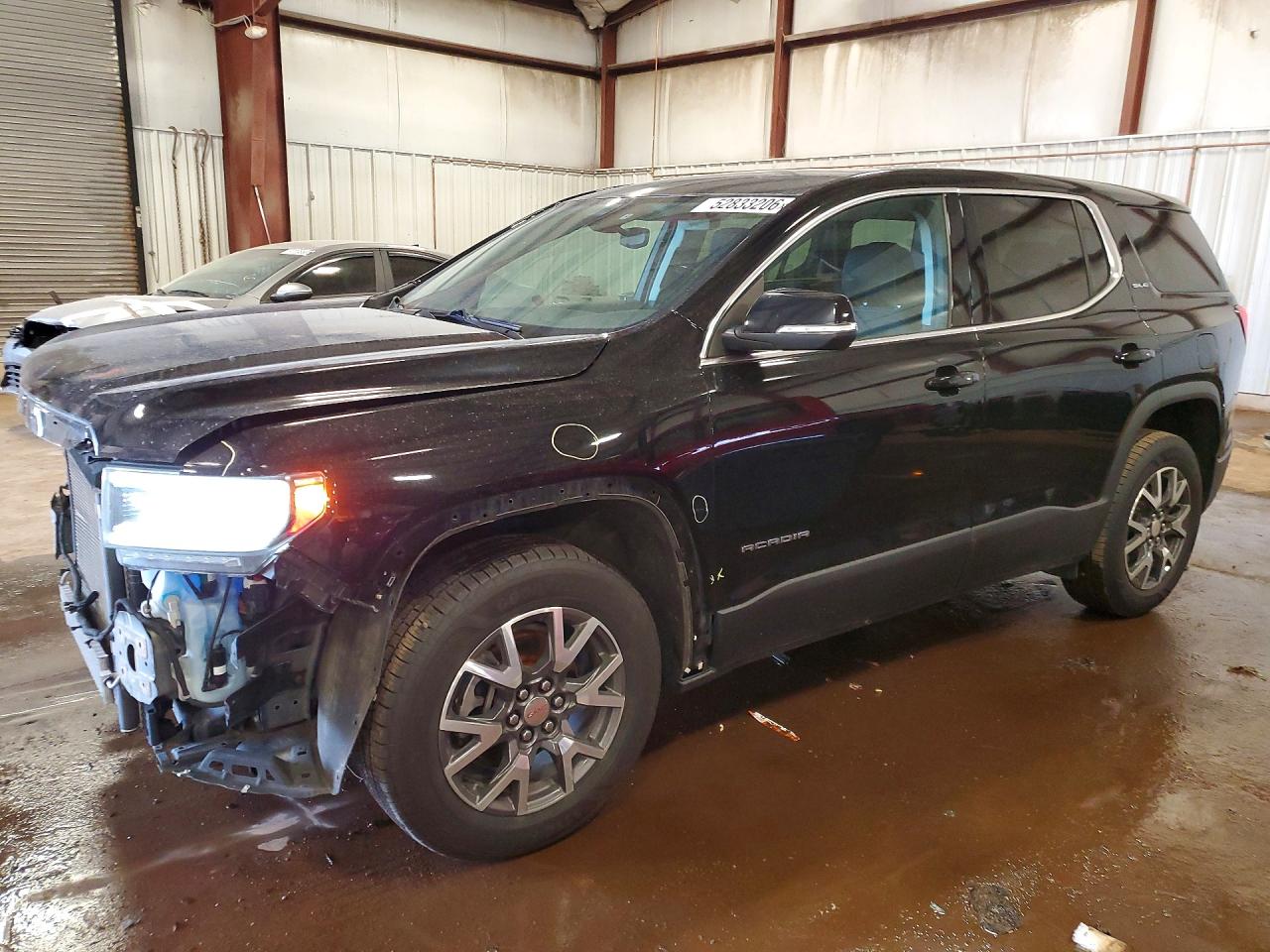 Salvage GMC Acadia Image