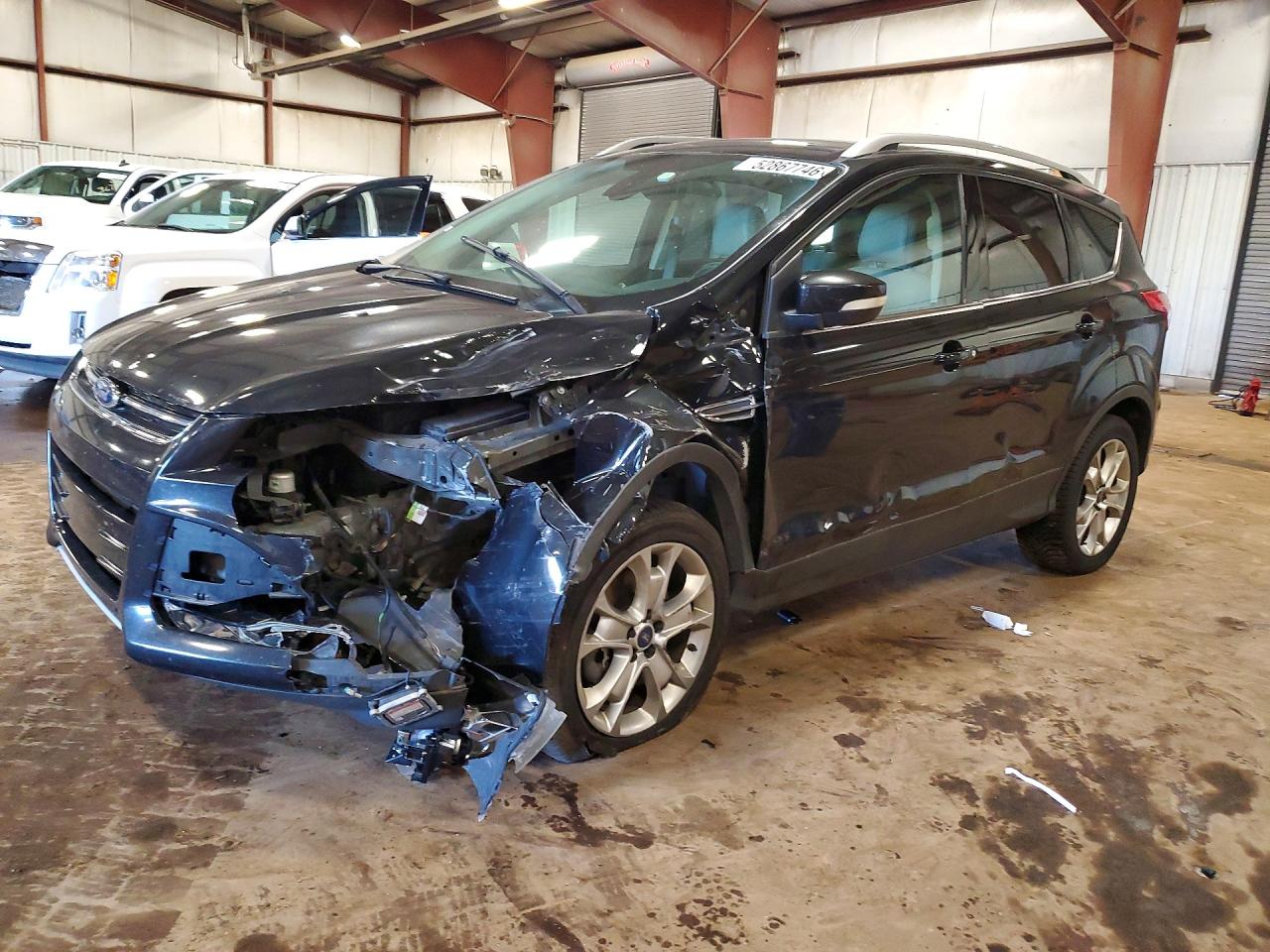 Salvage Ford Escape Image