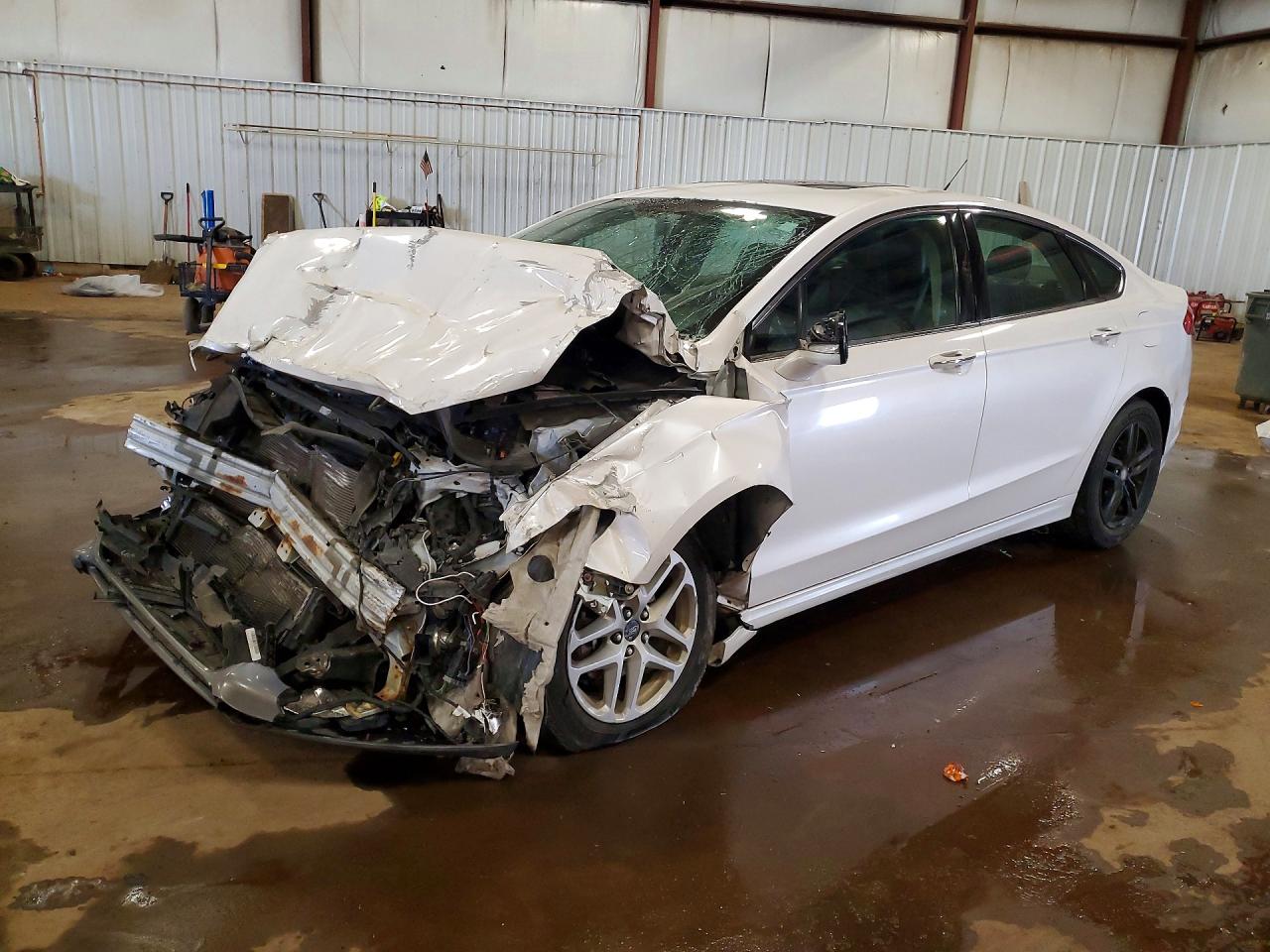 Salvage Ford Fusion Image
