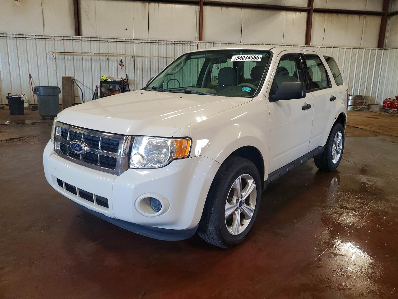 Salvage Ford Escape Image