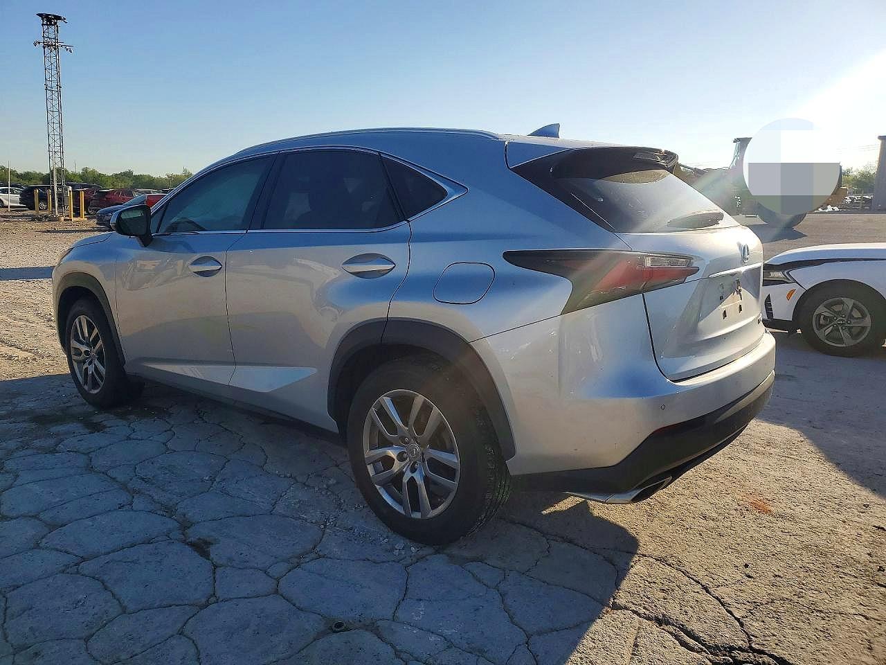 Lexus NX Base