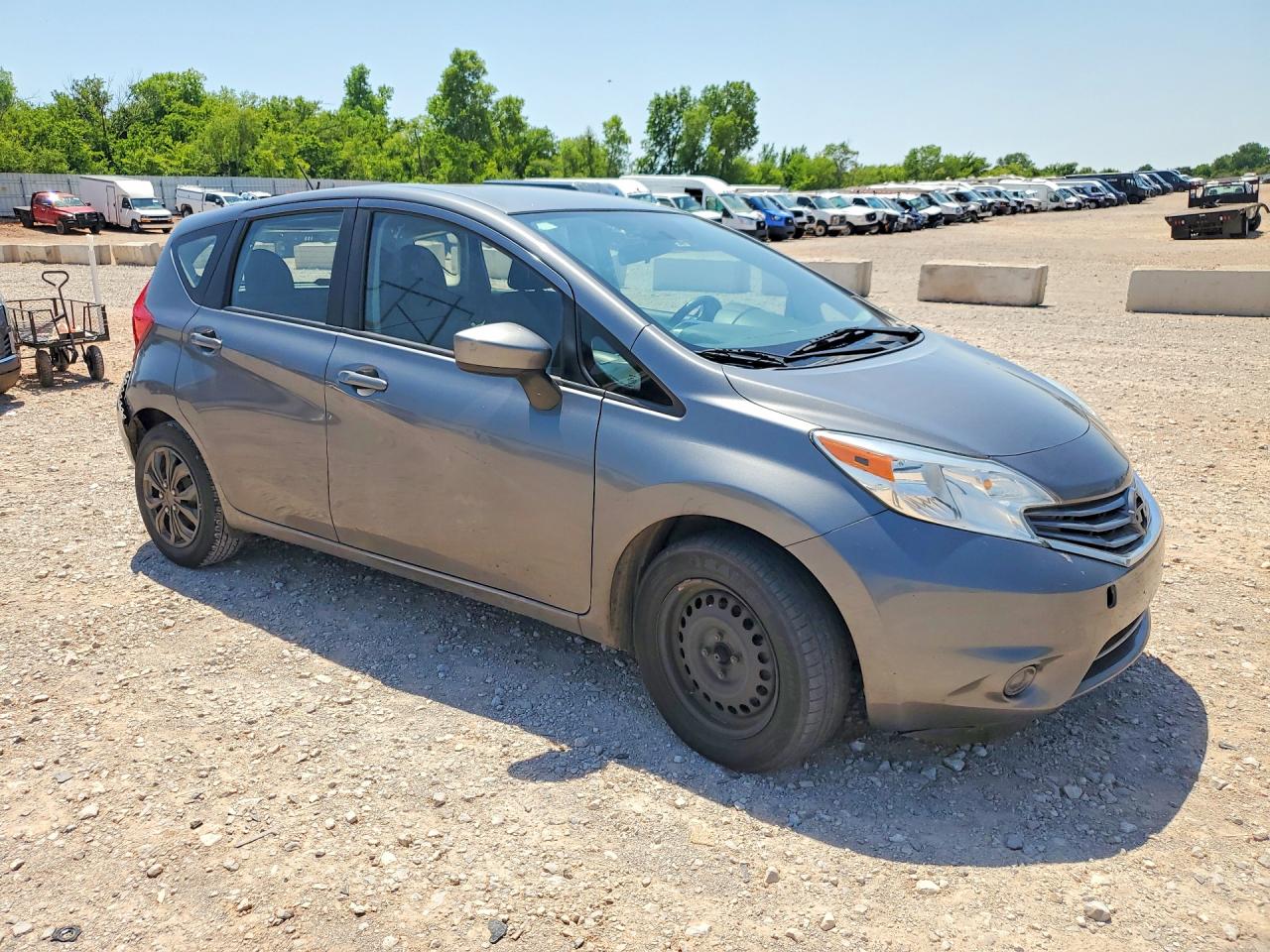 Nissan Versa Sv
