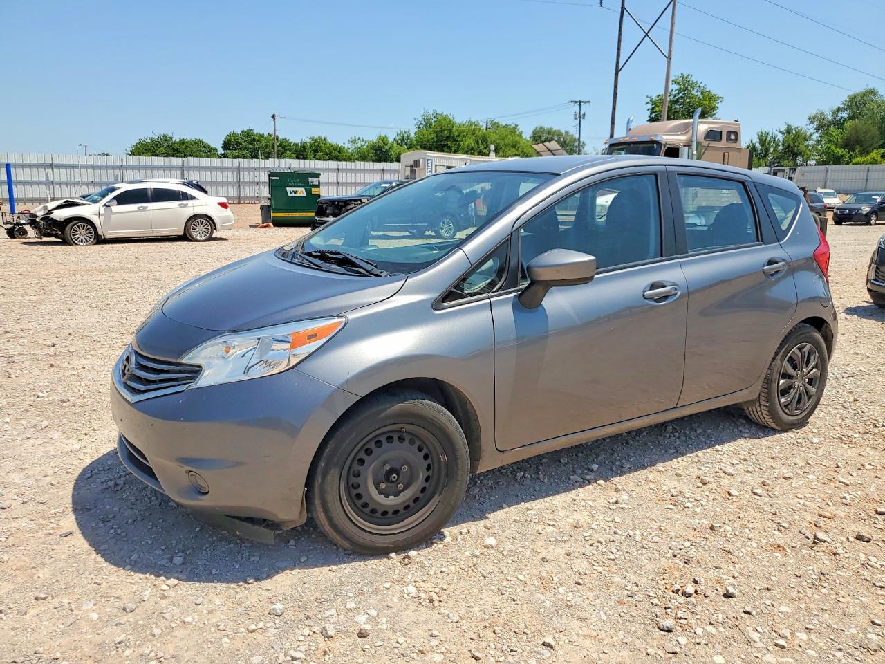 Salvage Nissan Versa Image