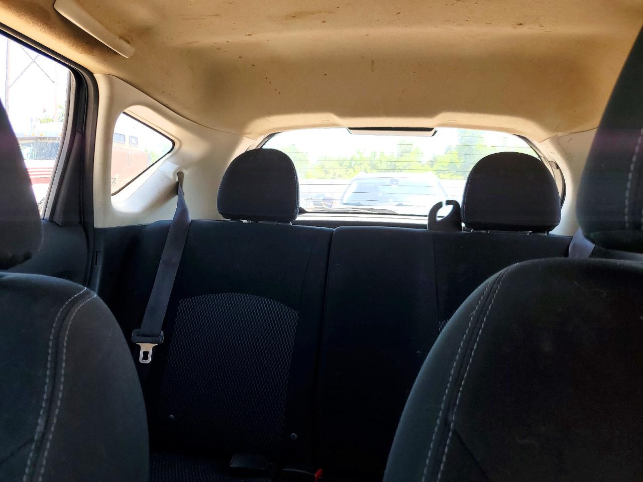 Nissan Versa Sv