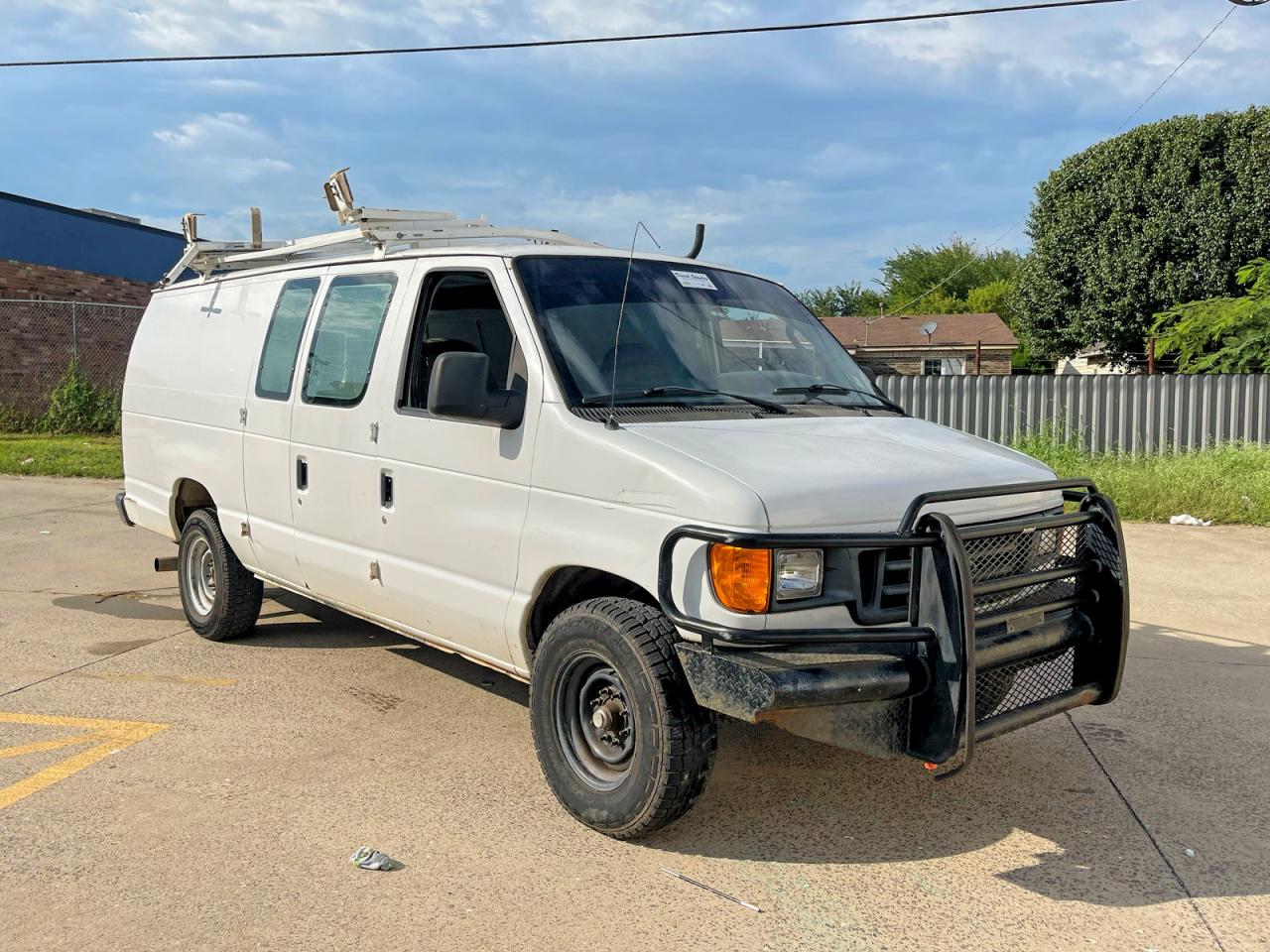 Salvage Ford Econoline Image