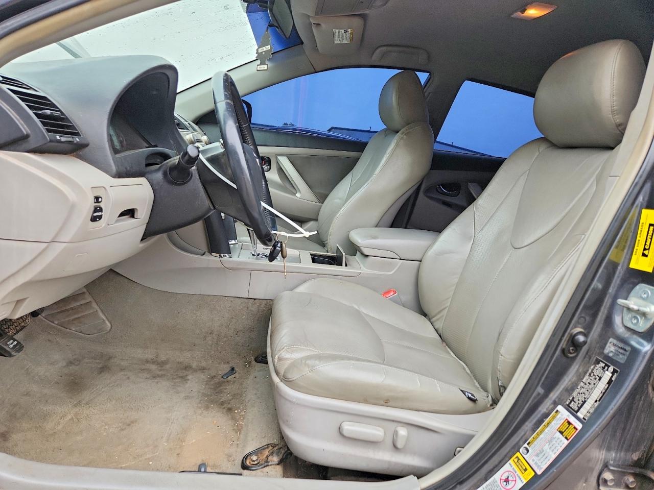 Toyota Camry Se V6