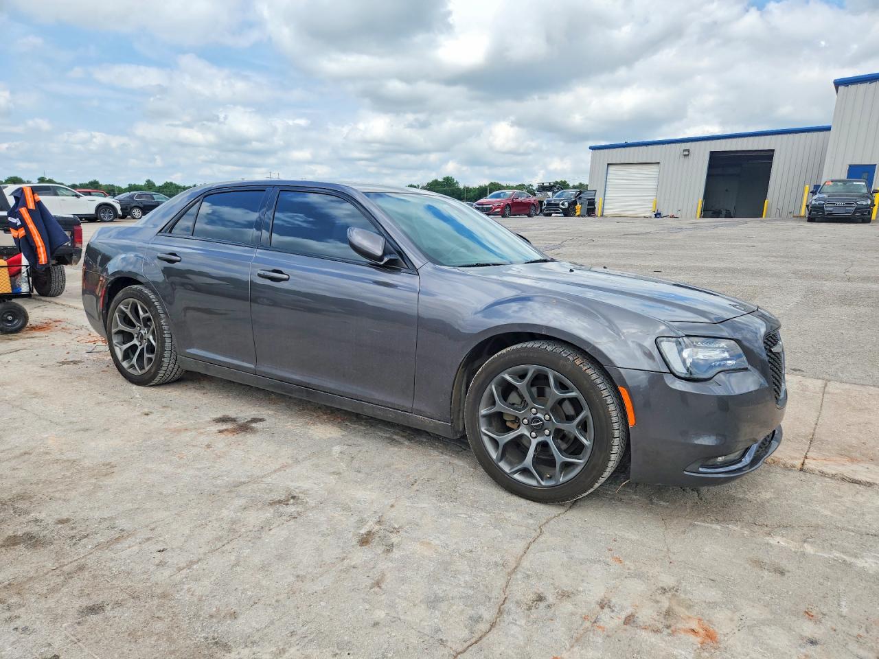 Chrysler 300 S