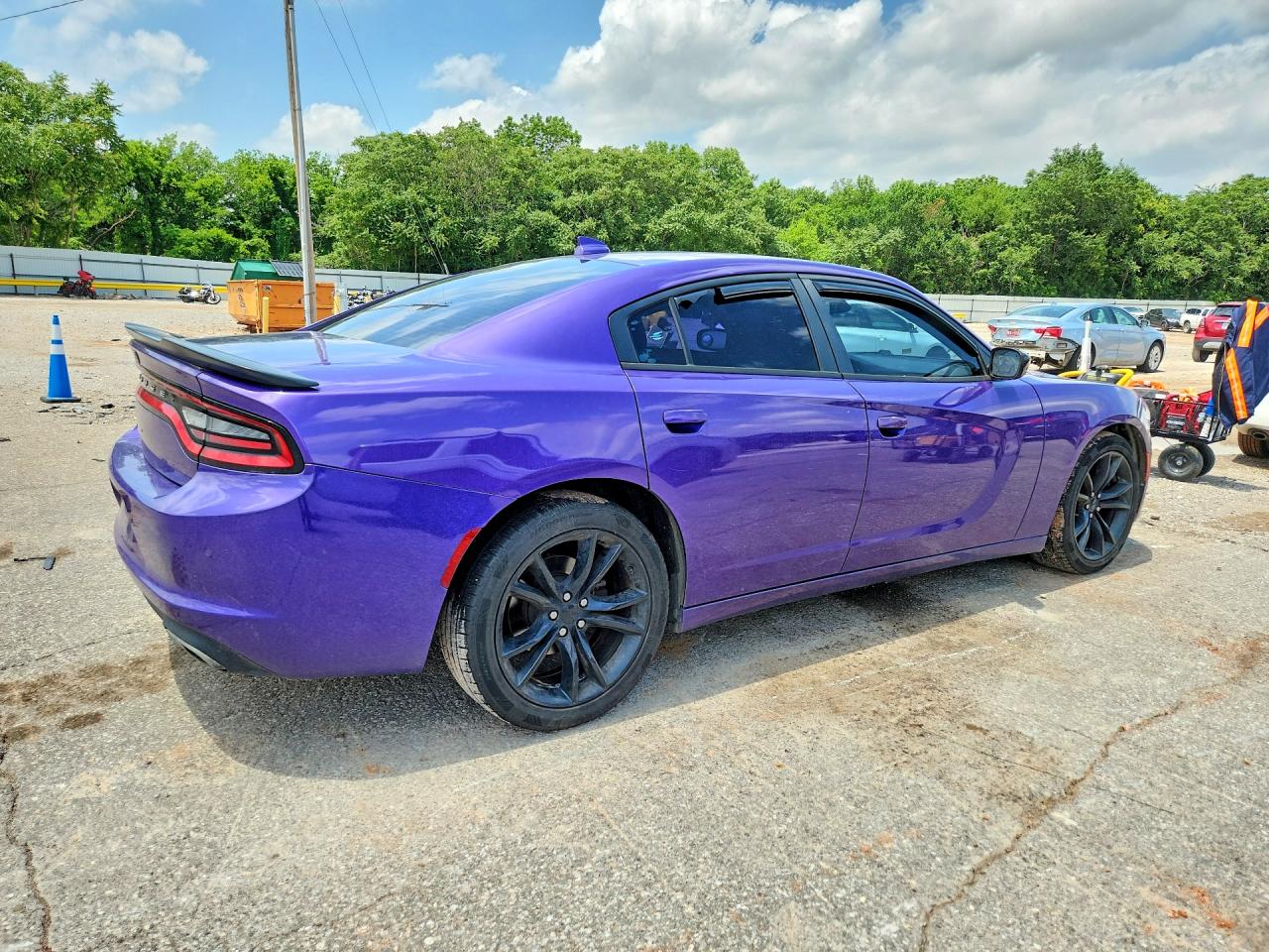 Dodge Charger Sxt