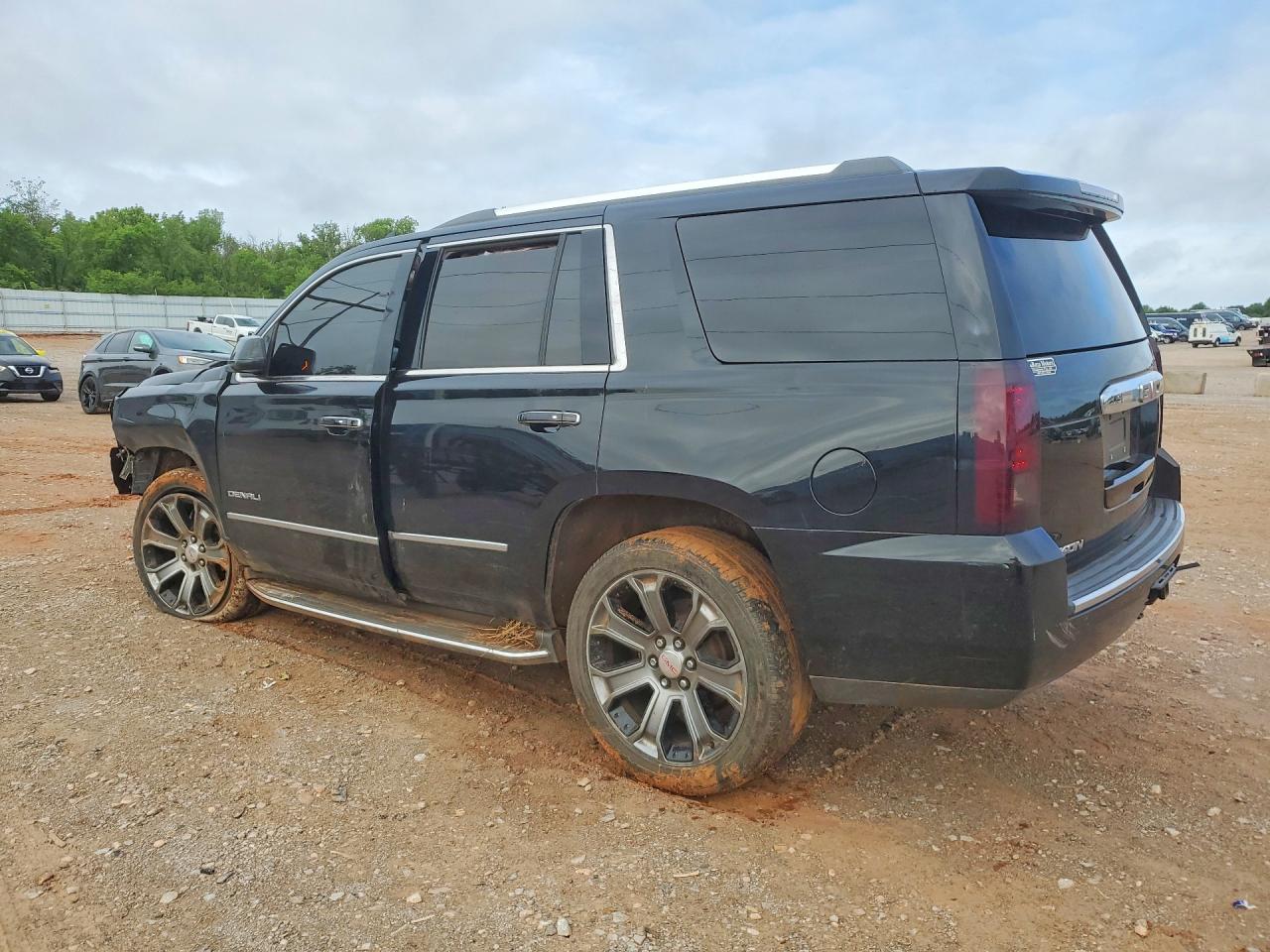 GMC Yukon Denali