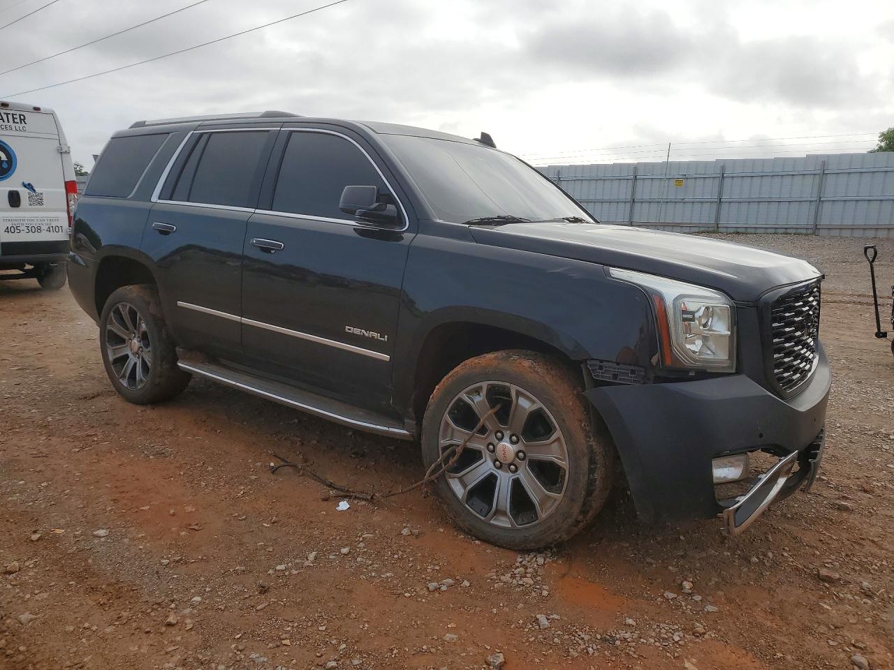 GMC Yukon Denali