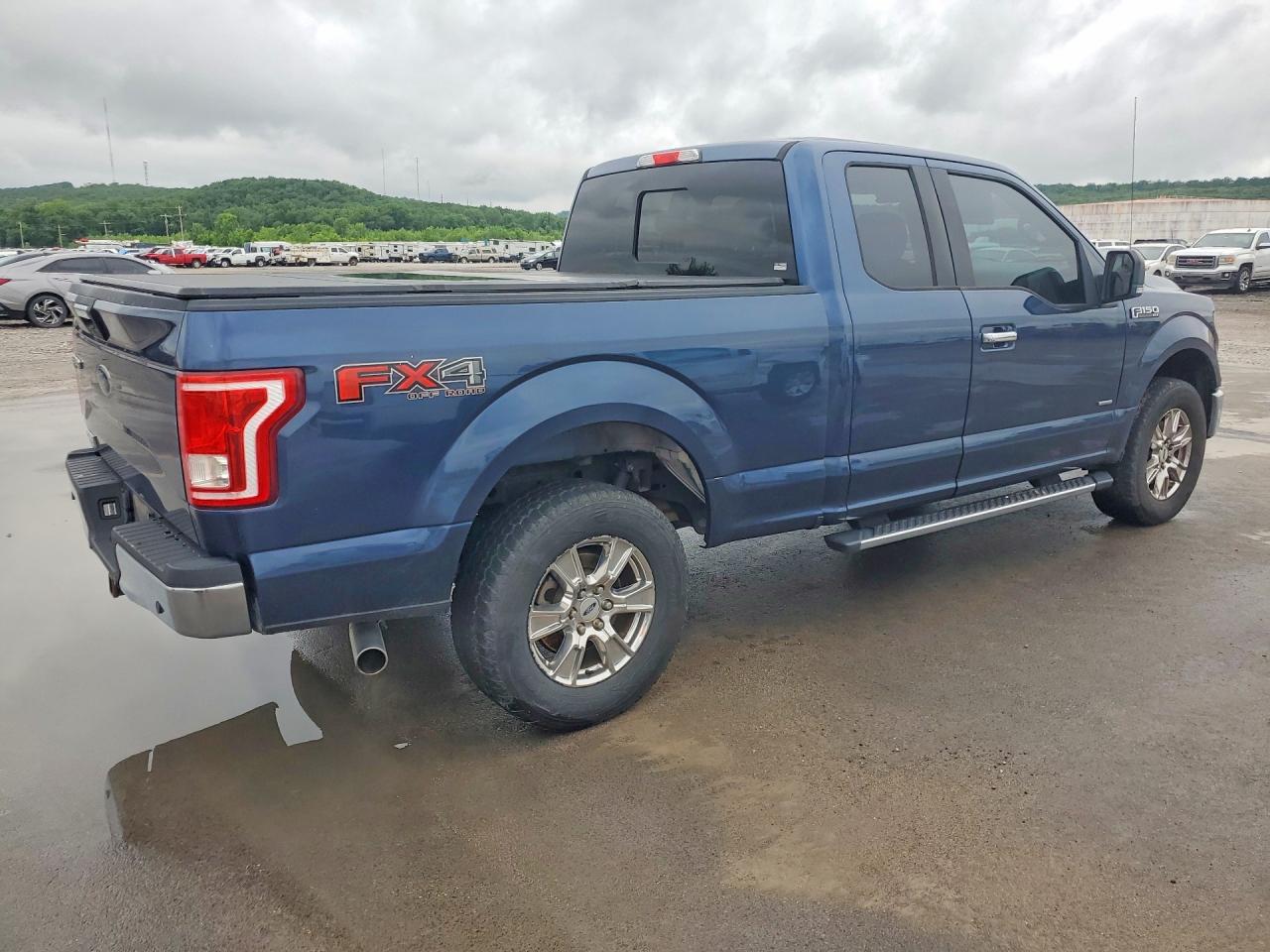 Ford F-150 Super Cab
