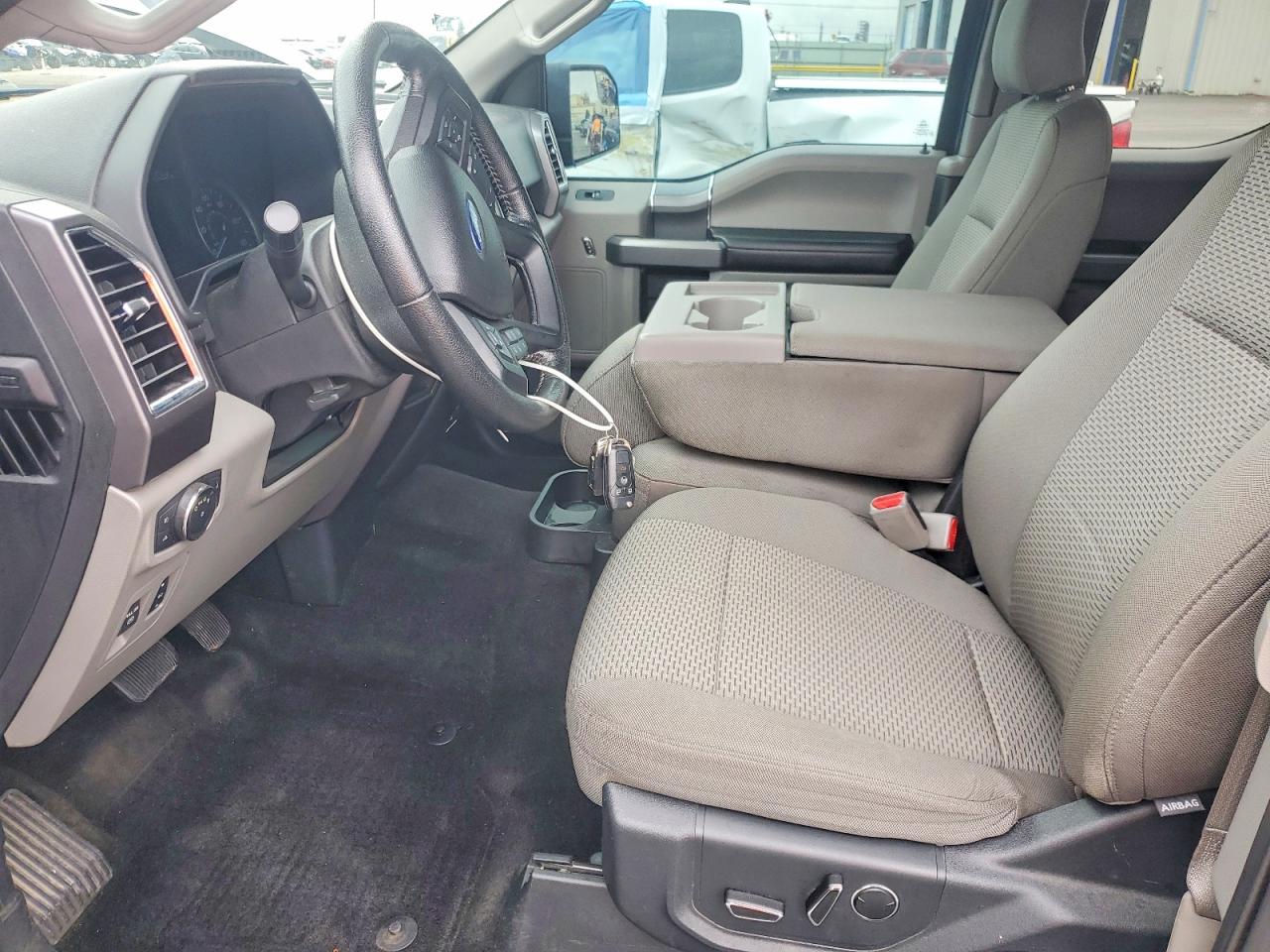 Ford F-150 Super Cab
