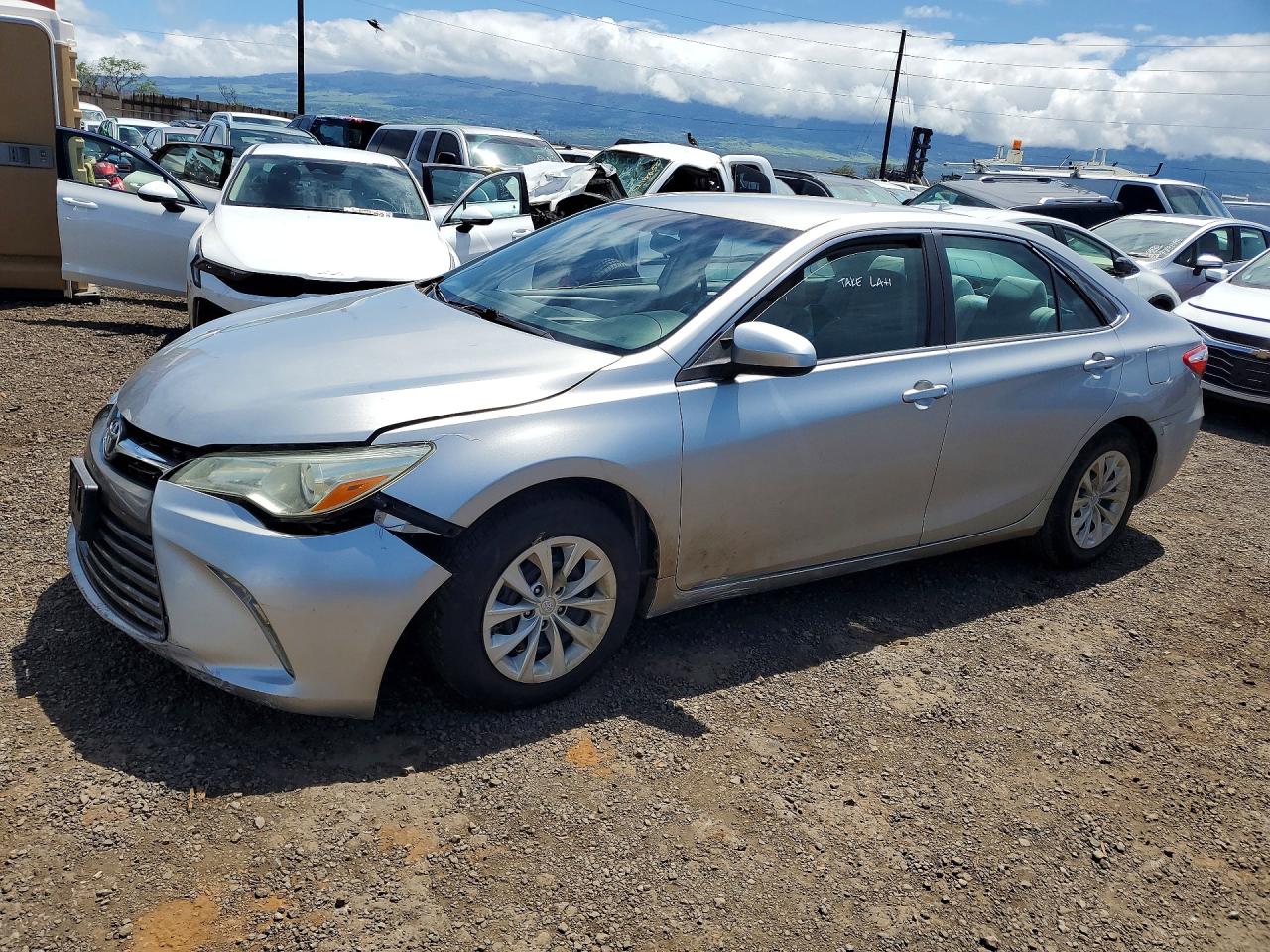Salvage Toyota Camry Image