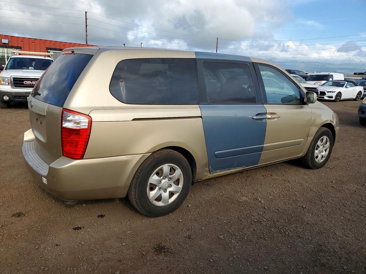 Kia Sedona Lx