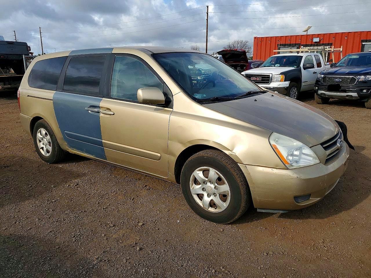 Kia Sedona Lx