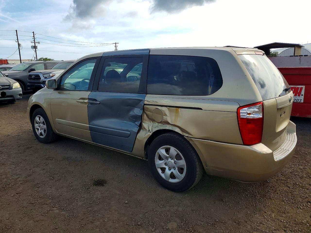 Kia Sedona Lx