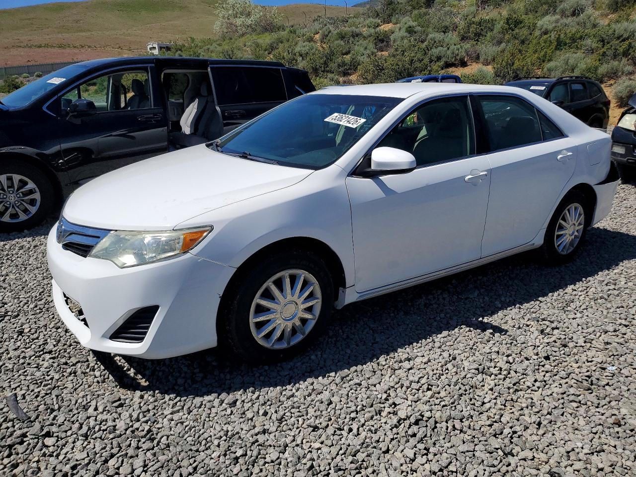 Salvage Toyota Camry Image