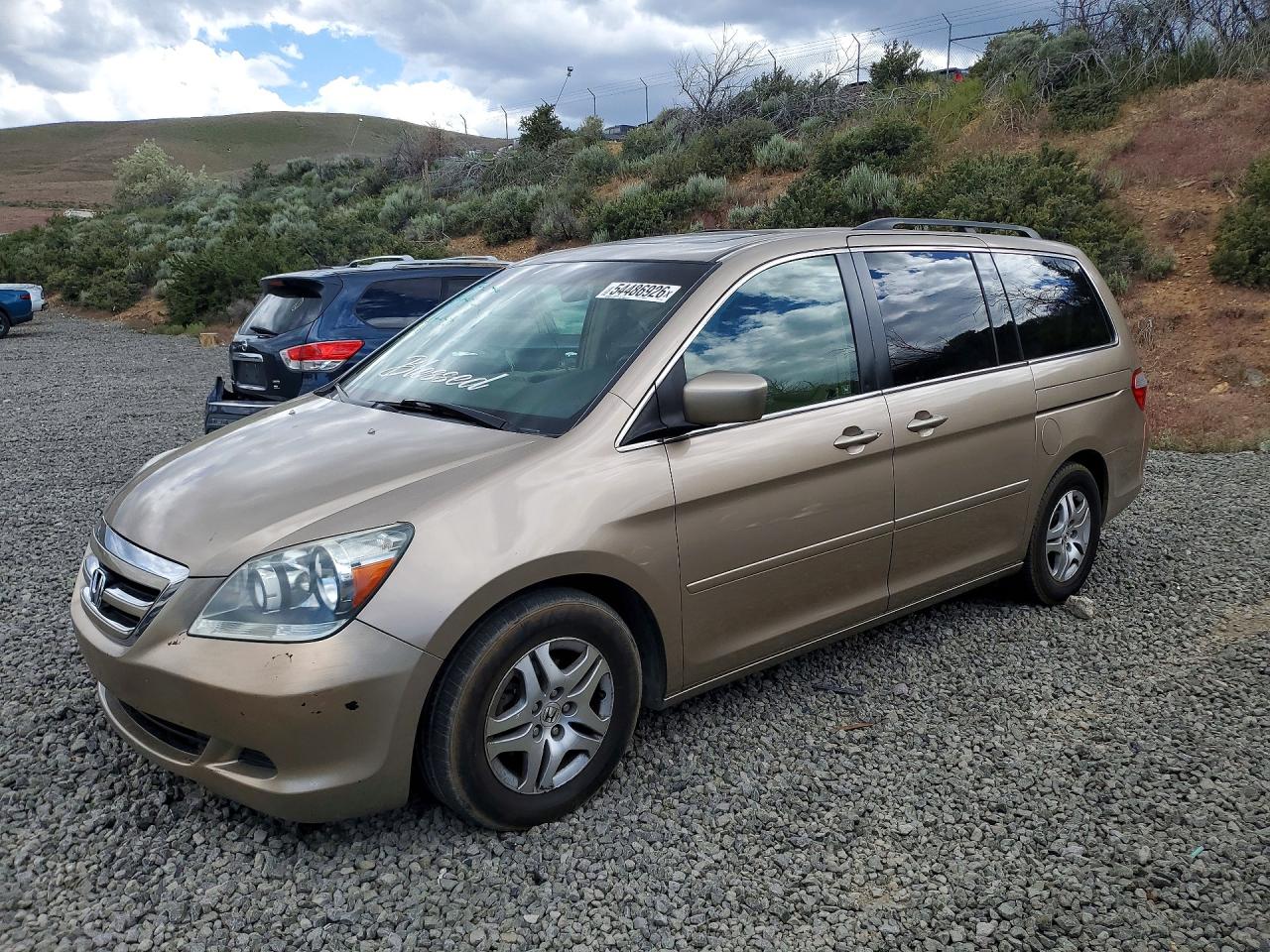 Salvage Honda Odyssey Image