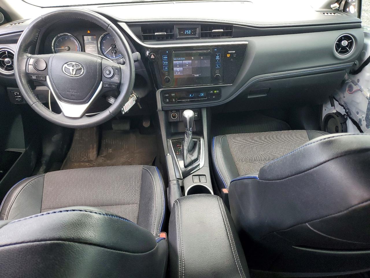 Toyota Corolla Se